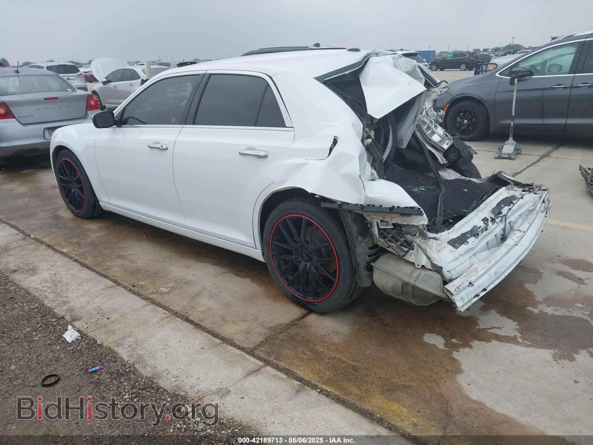 2014 CHRYSLER 300 - VIN: 2C3CCAAG0EH327558 - Фото 3