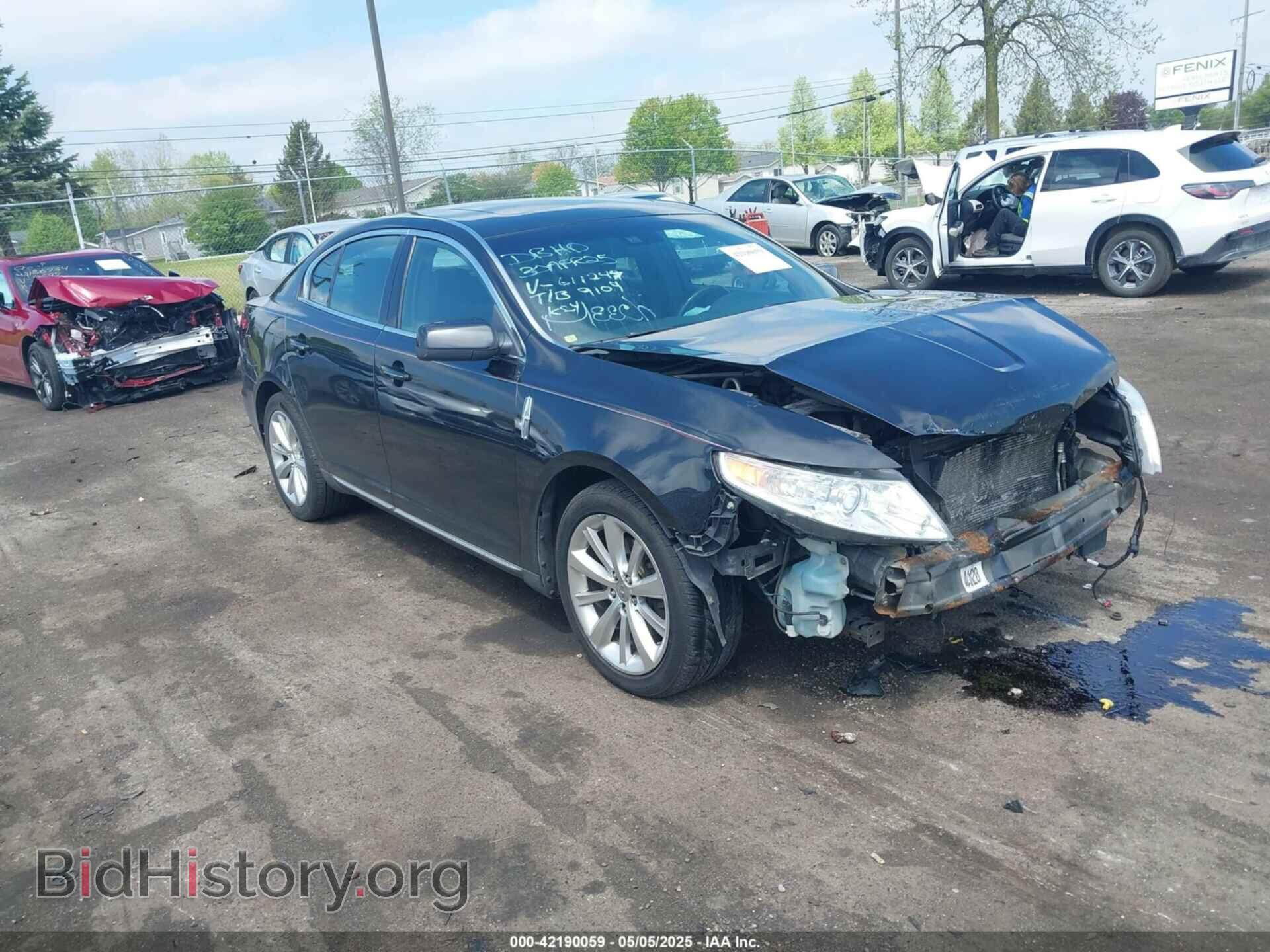 Photo 1LNHL9FT2AG611247 - LINCOLN MKS 2010