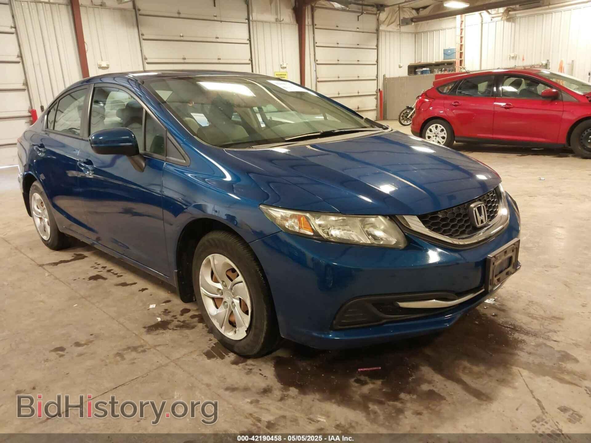 Фотография 19XFB2F59FE056358 - HONDA CIVIC 2015