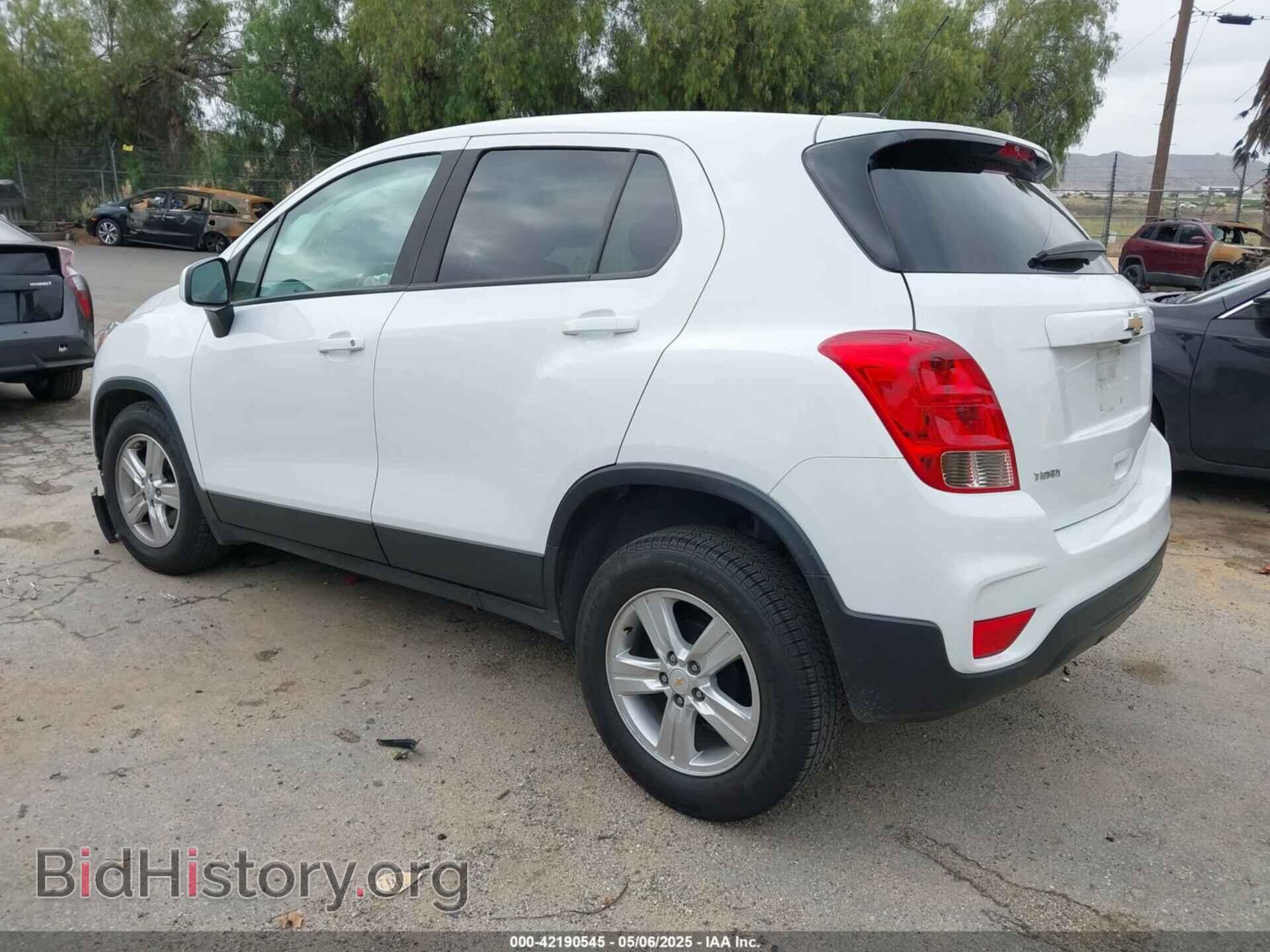 2021 CHEVROLET TRAX - VIN: KL7CJKSB4MB320840 - Фото 3