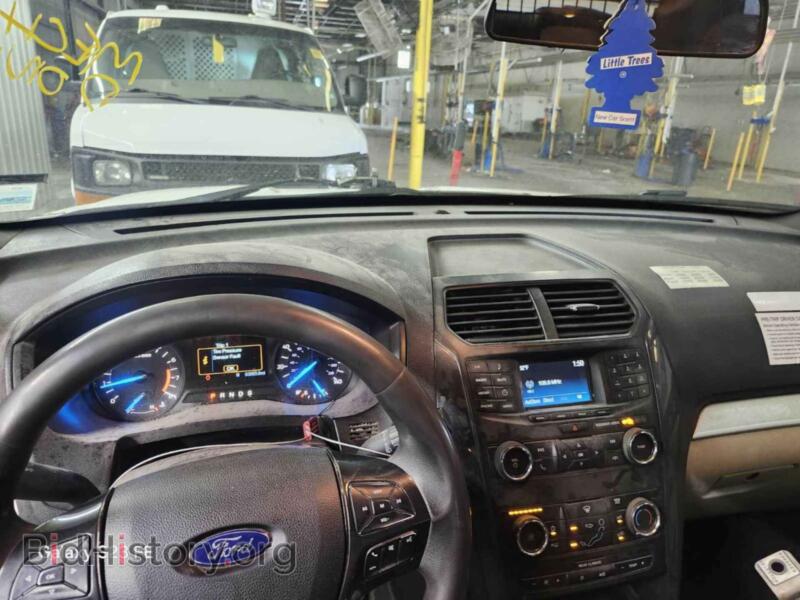2018 Ford EXPLORER (VIN 1FM5K8B80JGB60188) — photo 22 of 32
