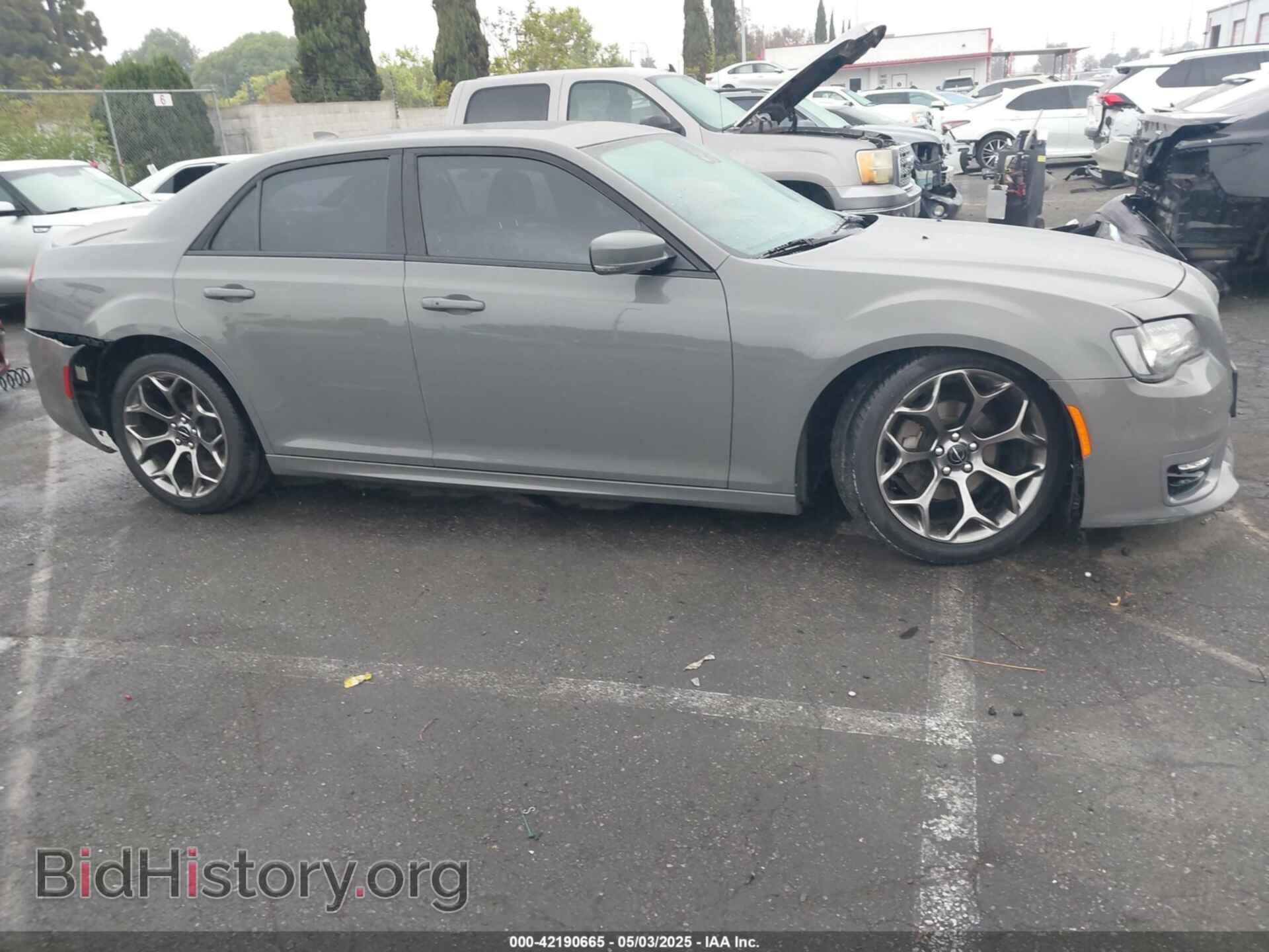 2017 CHRYSLER 300 - VIN: 2C3CCABG2HH599709 - Фото 14