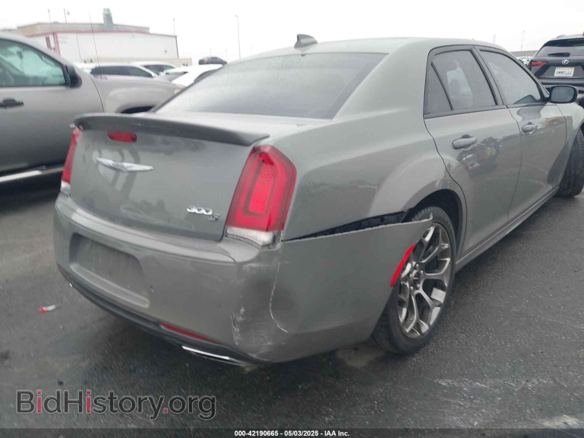 2017 CHRYSLER 300 - VIN: 2C3CCABG2HH599709 - Фото 18