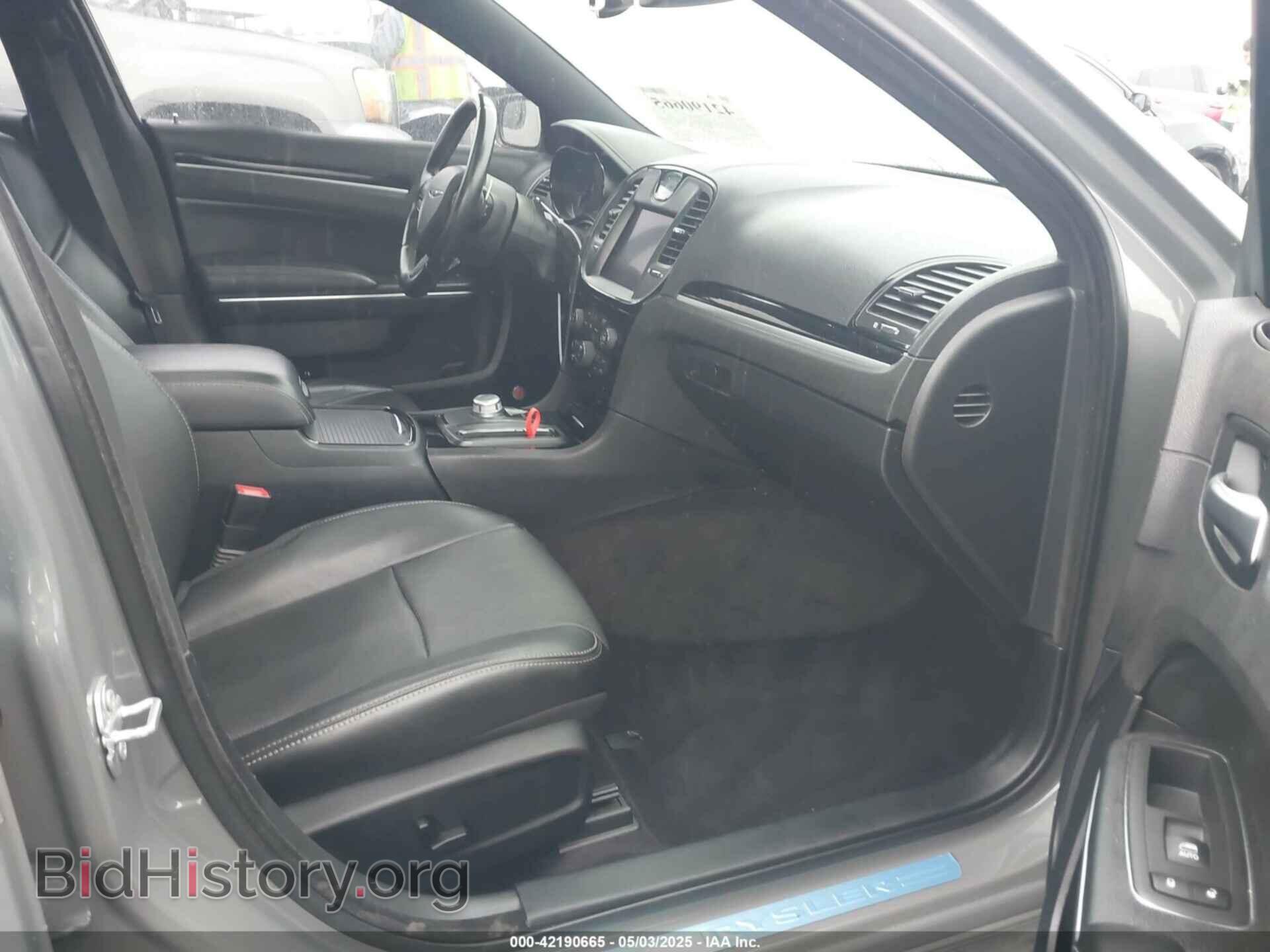 2017 CHRYSLER 300 - VIN: 2C3CCABG2HH599709 - Фото 5