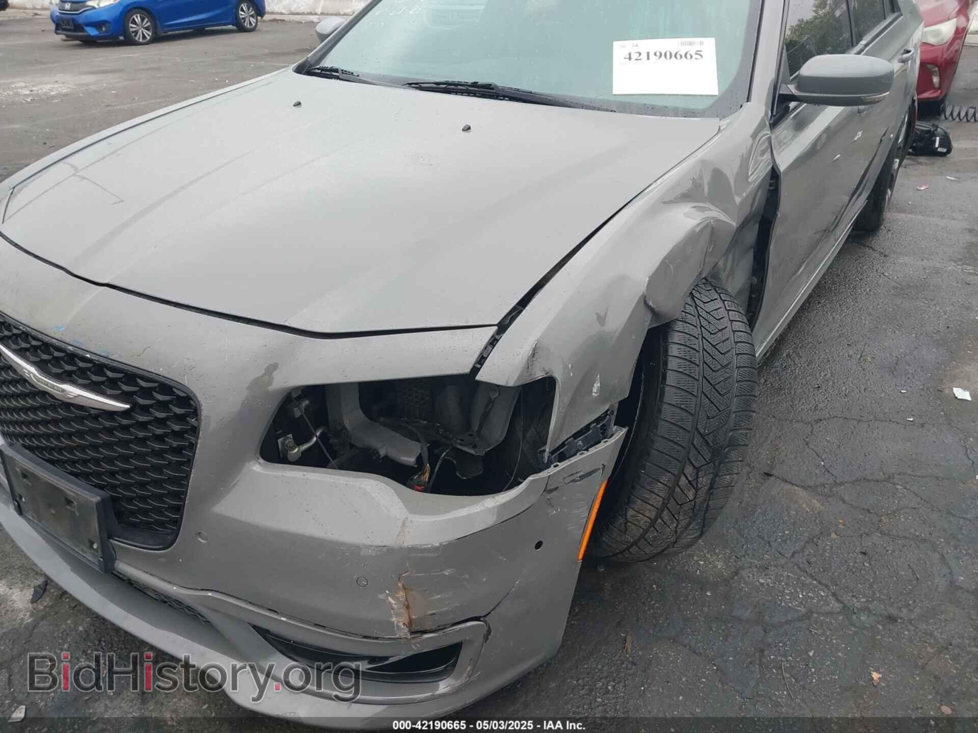 2017 CHRYSLER 300 - VIN: 2C3CCABG2HH599709 - Фото 6