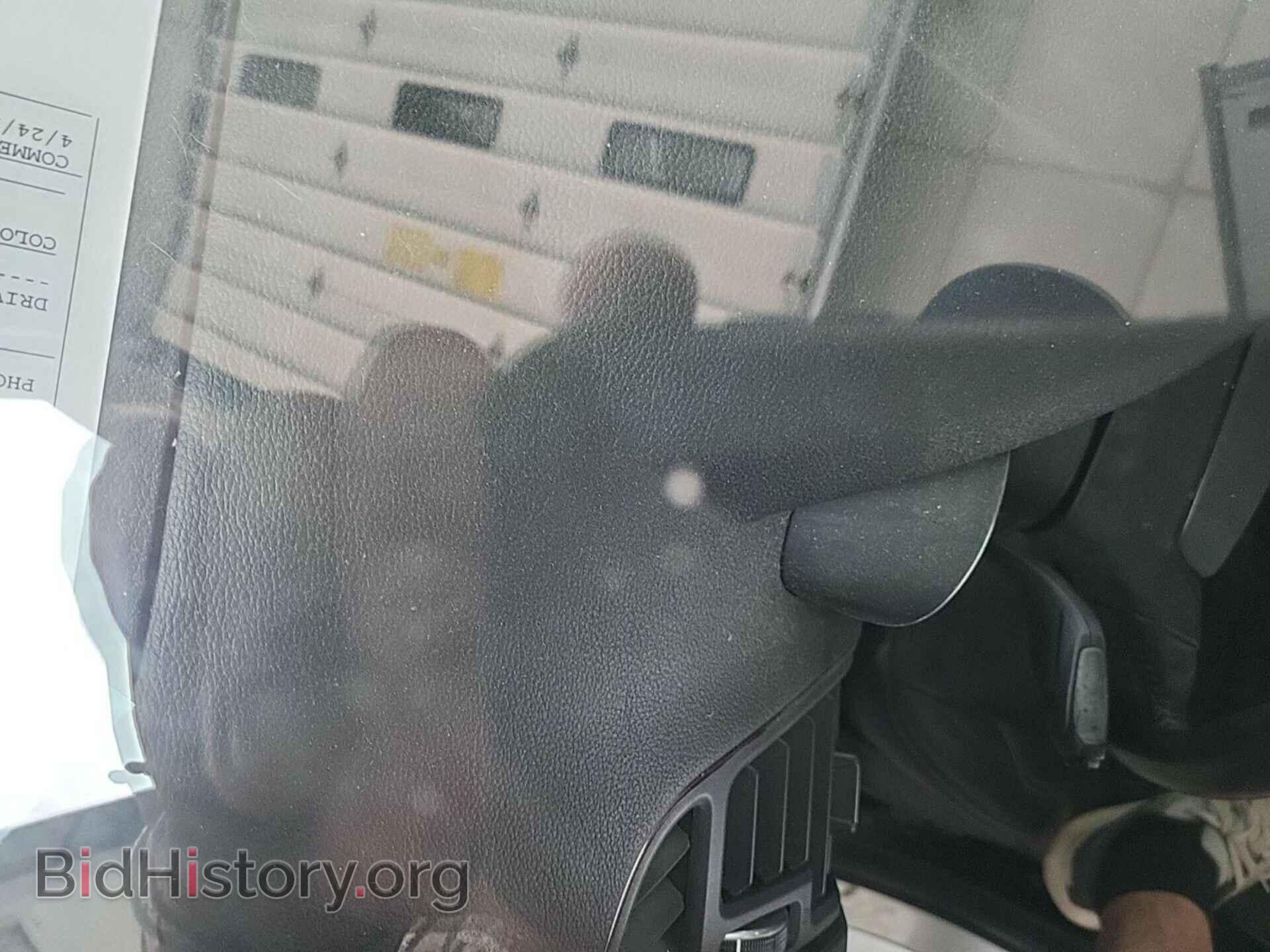 2018 FORD ESCAPE - VIN: 1FMCU0HD2JUC41301 - Photo 16