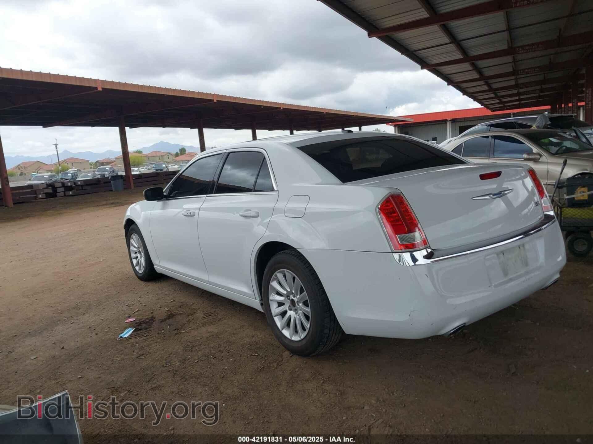 2014 CHRYSLER 300 - VIN: 2C3CCAAG3EH380027 - Фото 3