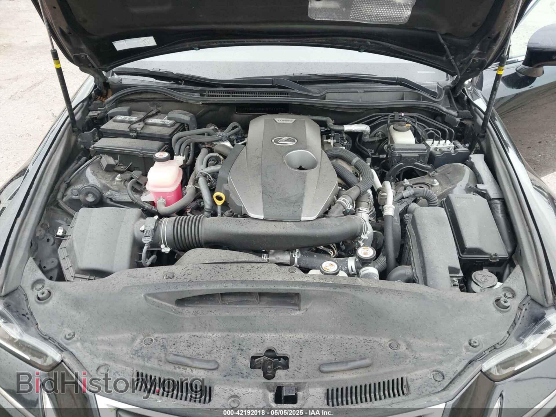 2017 LEXUS IS 200T - VIN: JTHBA1D25H5041230 - Фото 10