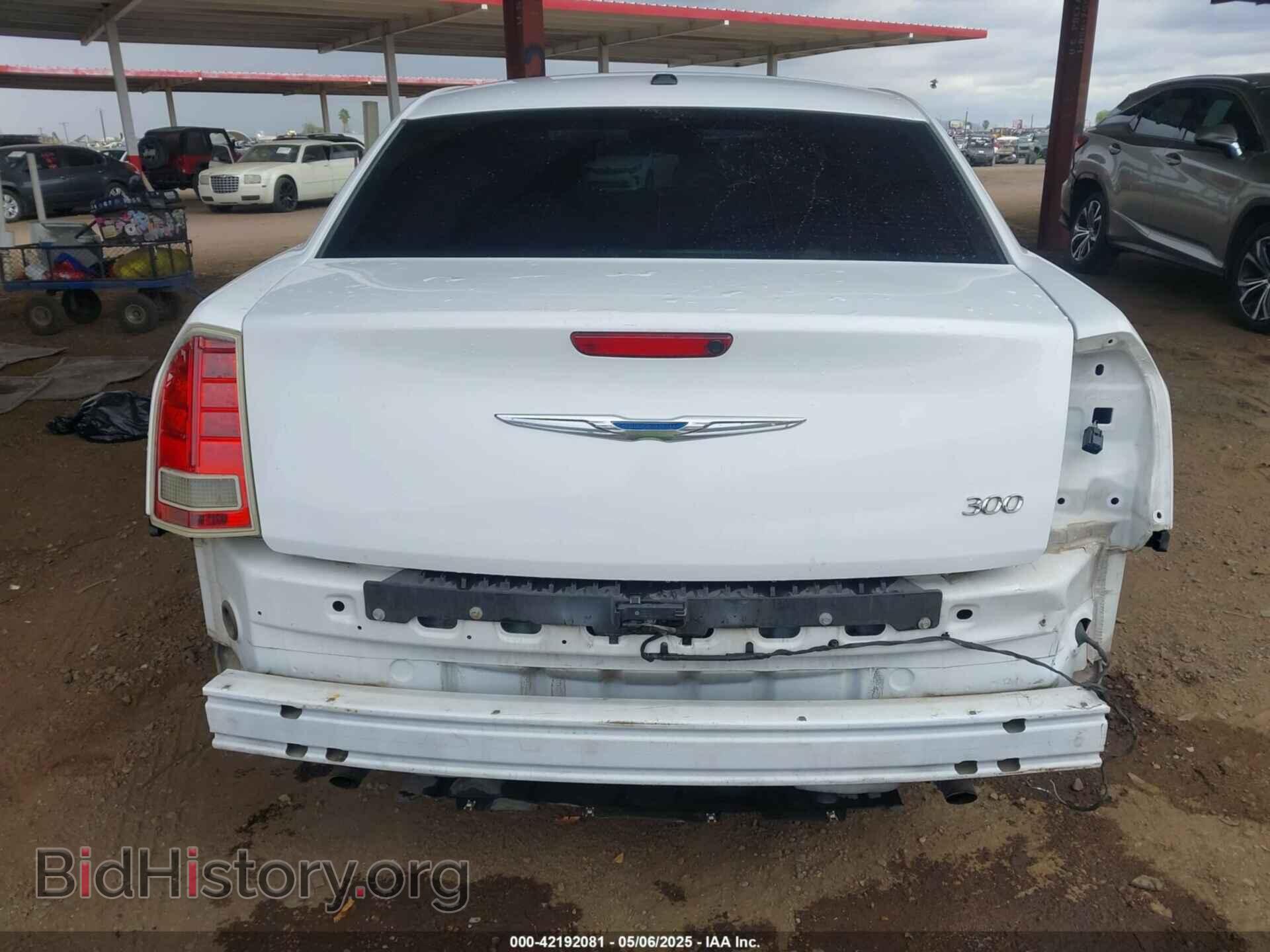 2014 CHRYSLER 300 - VIN: 2C3CCAAG1EH379832 - Фото 6