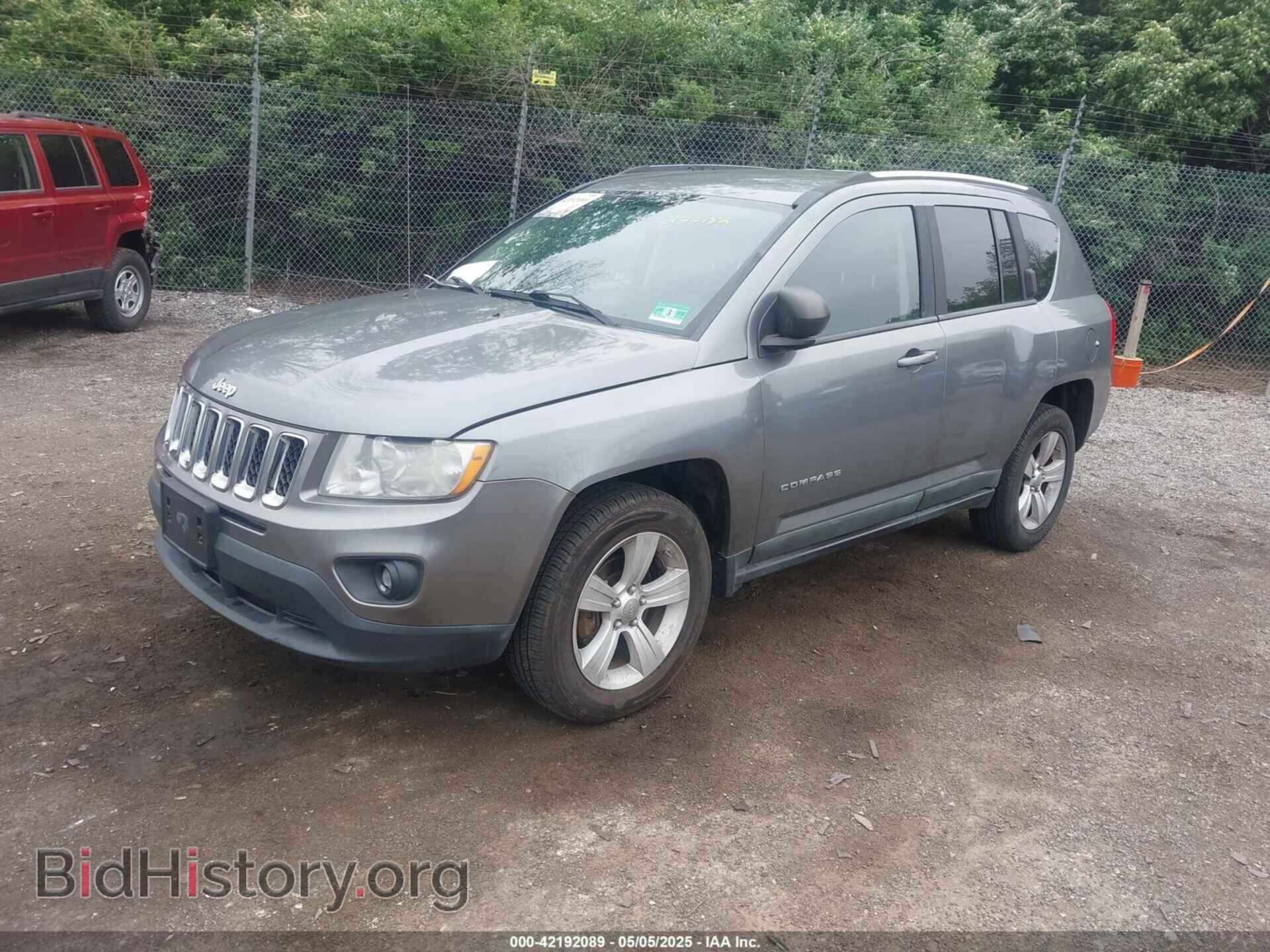 2011 JEEP COMPASS - VIN: 1J4NF1FBXBD277182 - Photo 2