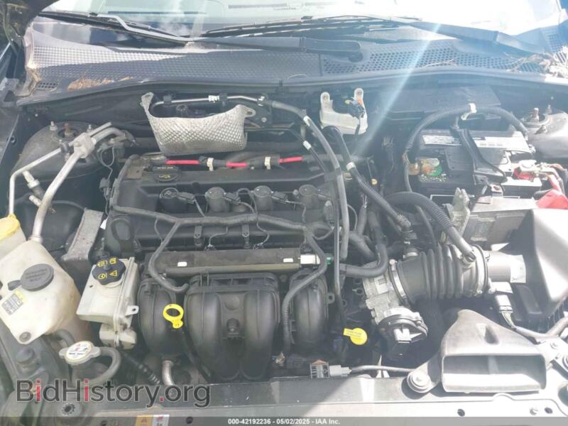 2011 Ford FOCUS (VIN 1FAHP3EN5BW200785) — фото 10 из 16