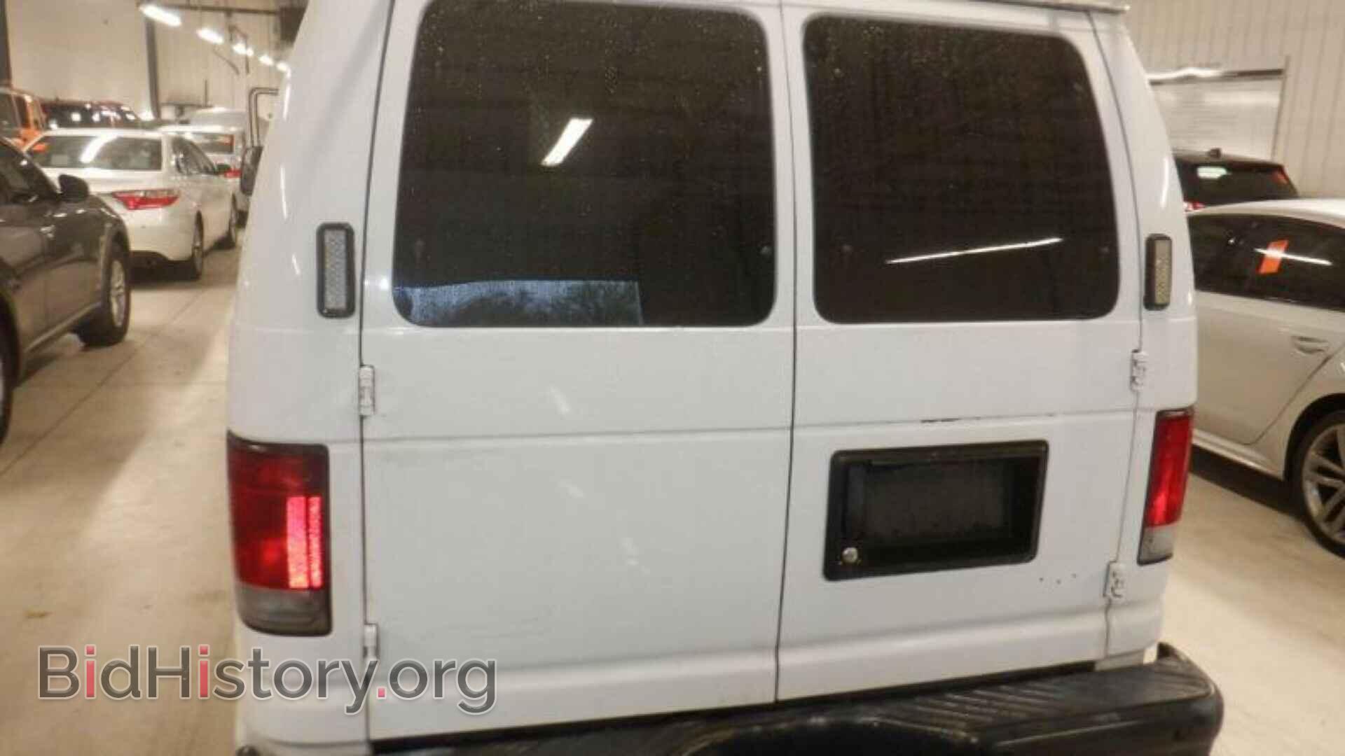 2011 FORD ECONOLINE - VIN: 1FTNE2EL4BDA90755 - Photo 2
