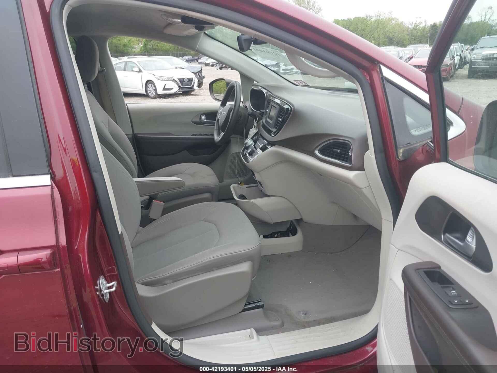 2017 CHRYSLER PACIFICA - VIN: 2C4RC1CG0HR836857 - Photo 5