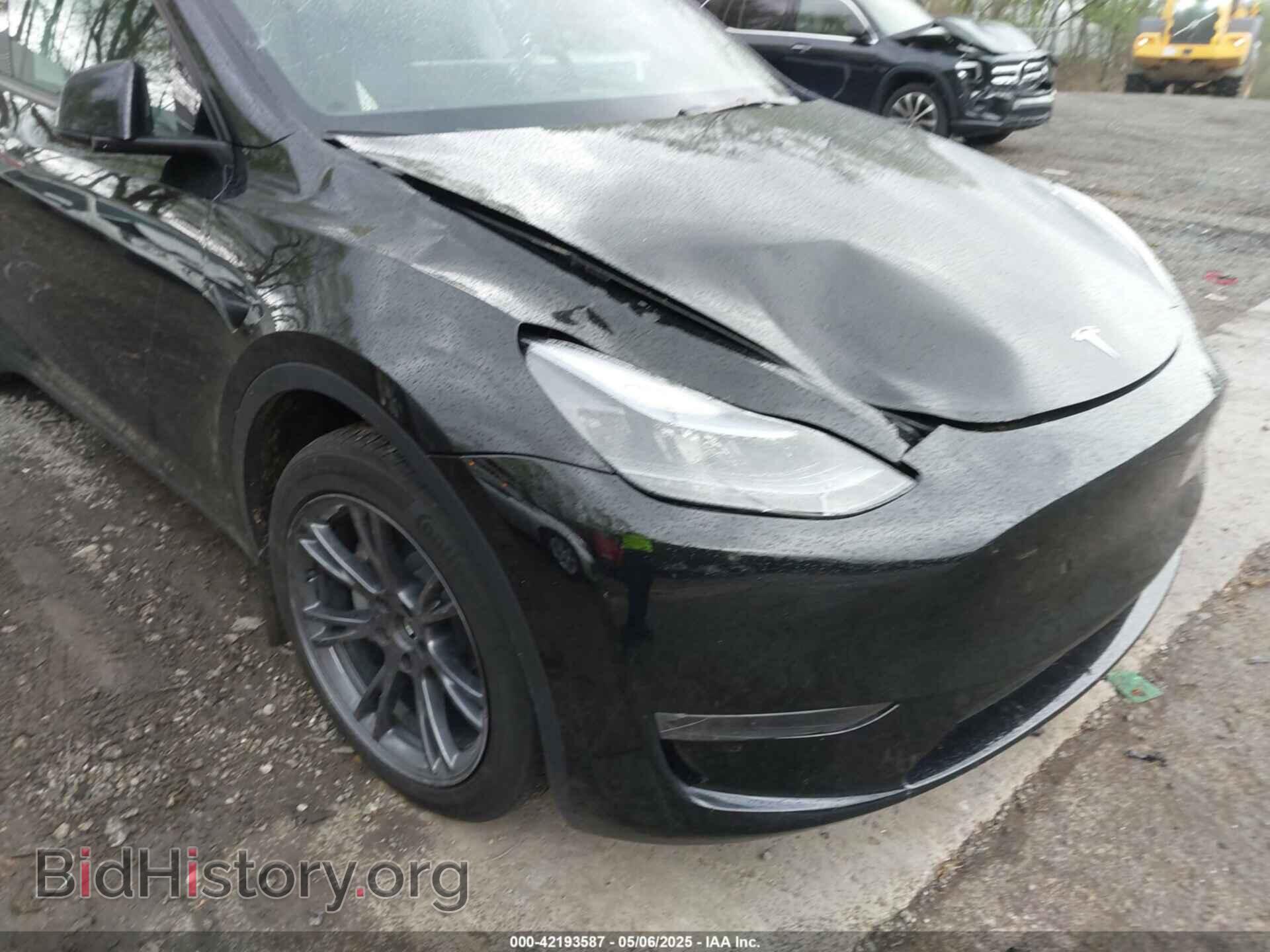 2025 TESLA MODEL Y - VIN: 7SAYGDEE9SA367039 - Фото 6