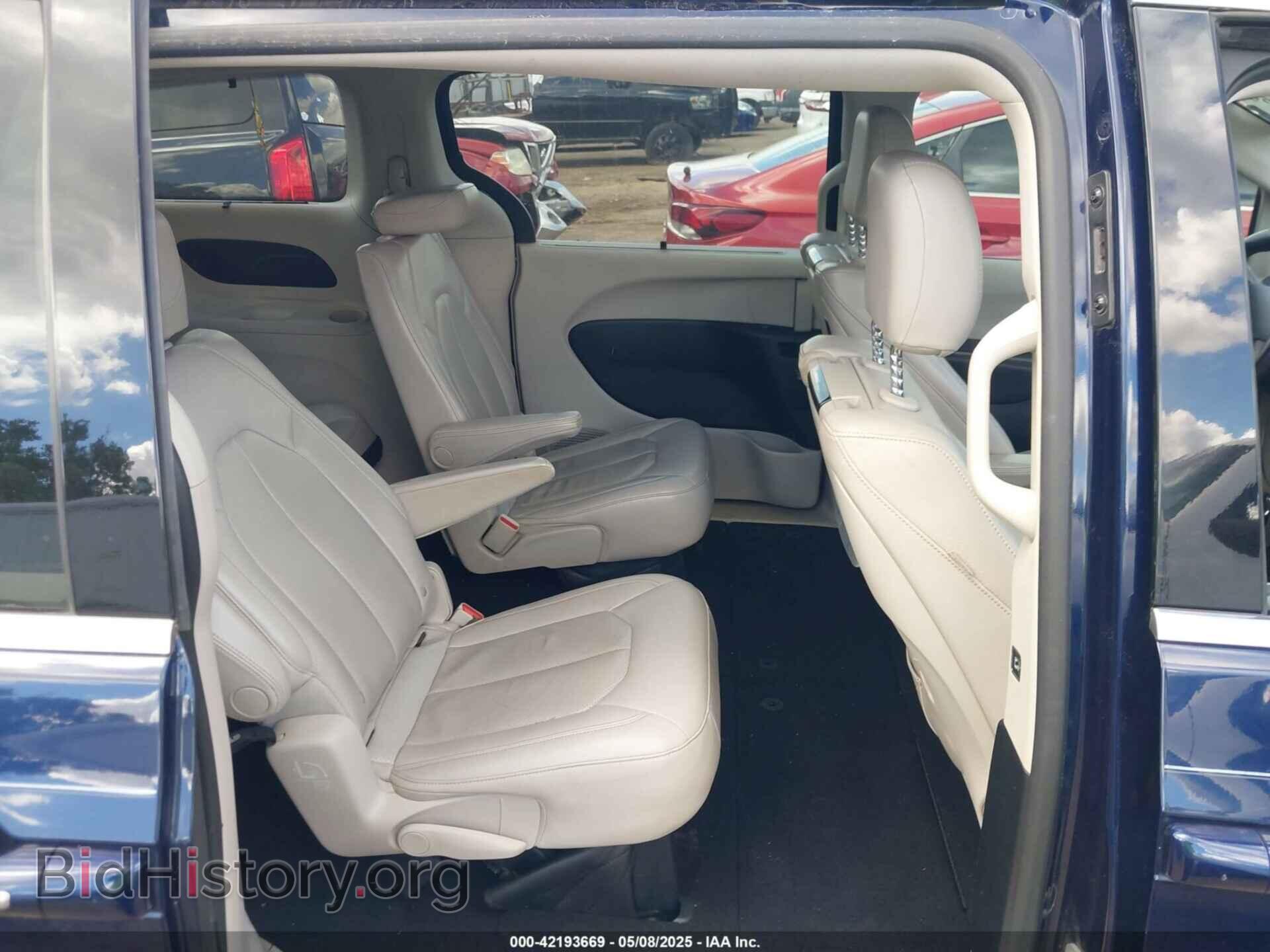 2017 CHRYSLER PACIFICA - VIN: 2C4RC1EG9HR534433 - Photo 8
