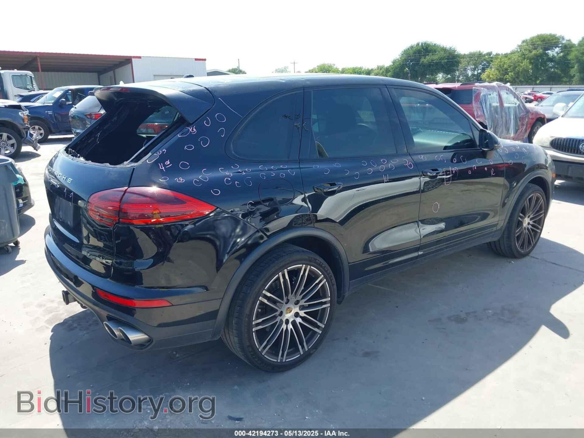 2017 PORSCHE CAYENNE - VIN: WP1AB2A24HLA52279 - Фото 4