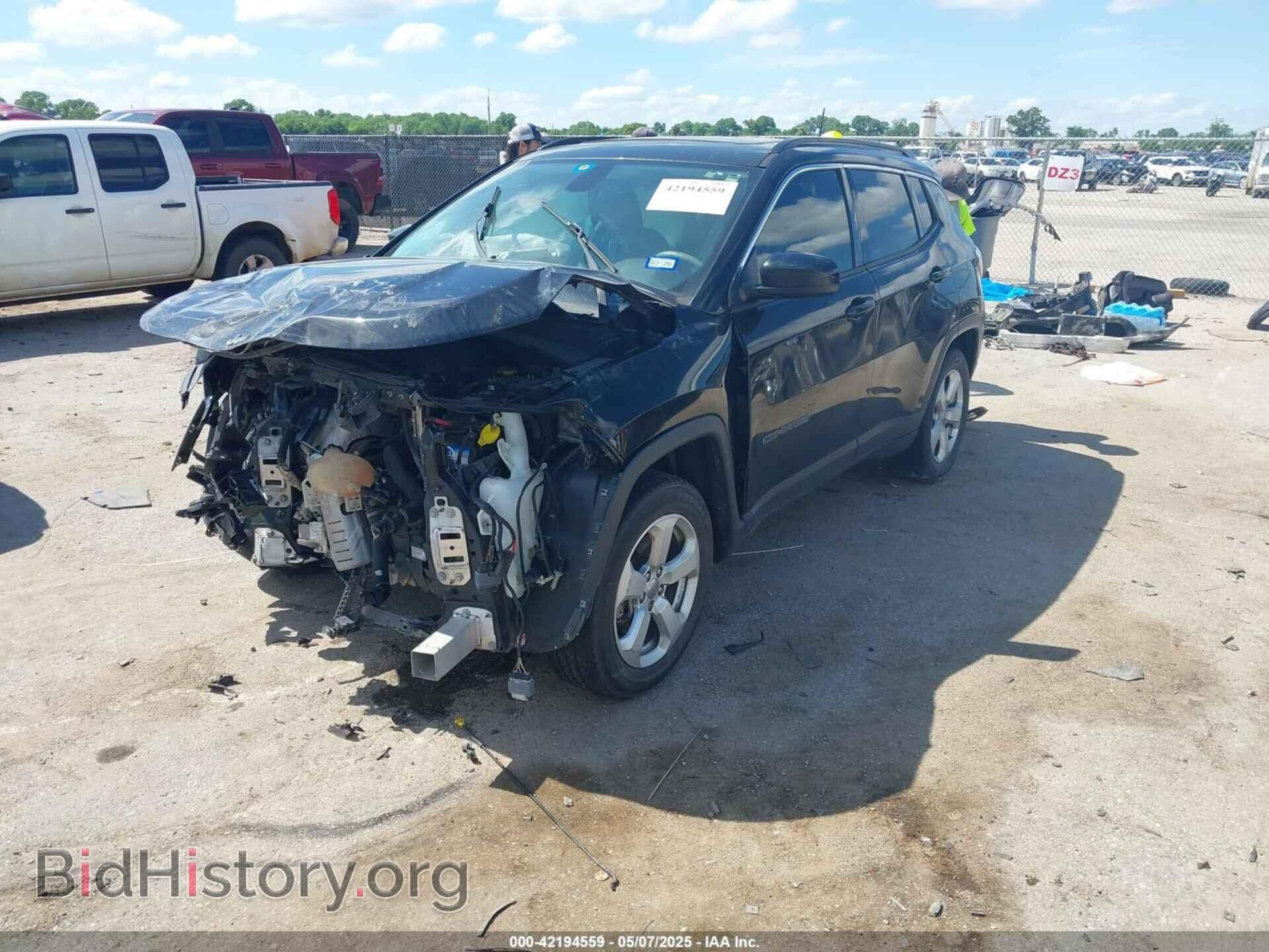 2018 JEEP COMPASS - VIN: 3C4NJCBB0JT272524 - Фото 2