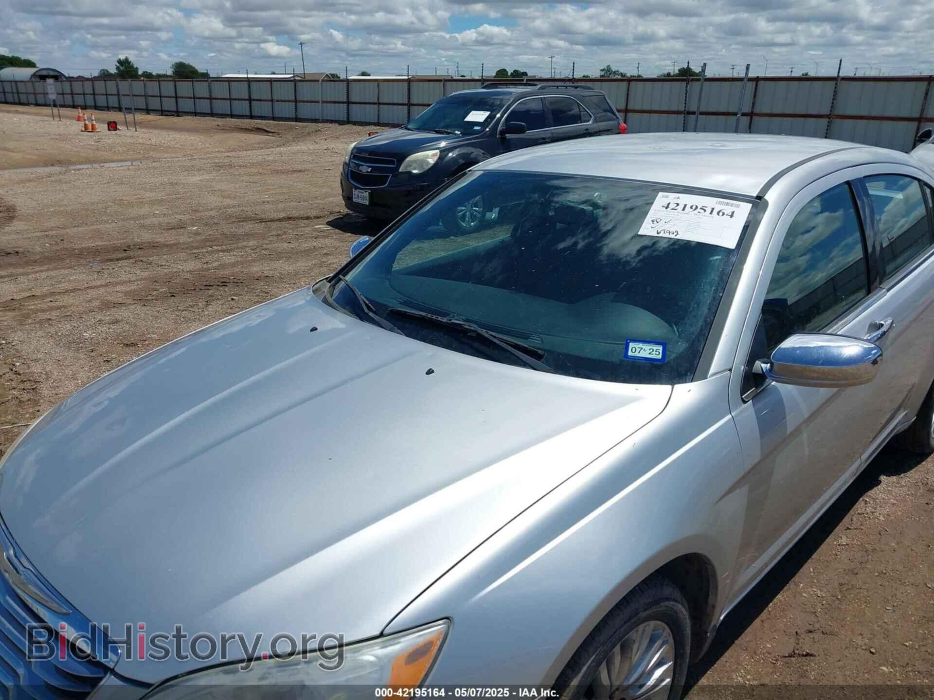 2011 CHRYSLER 200 - VIN: 1C3BC2FB8BN580435 - Фото 6