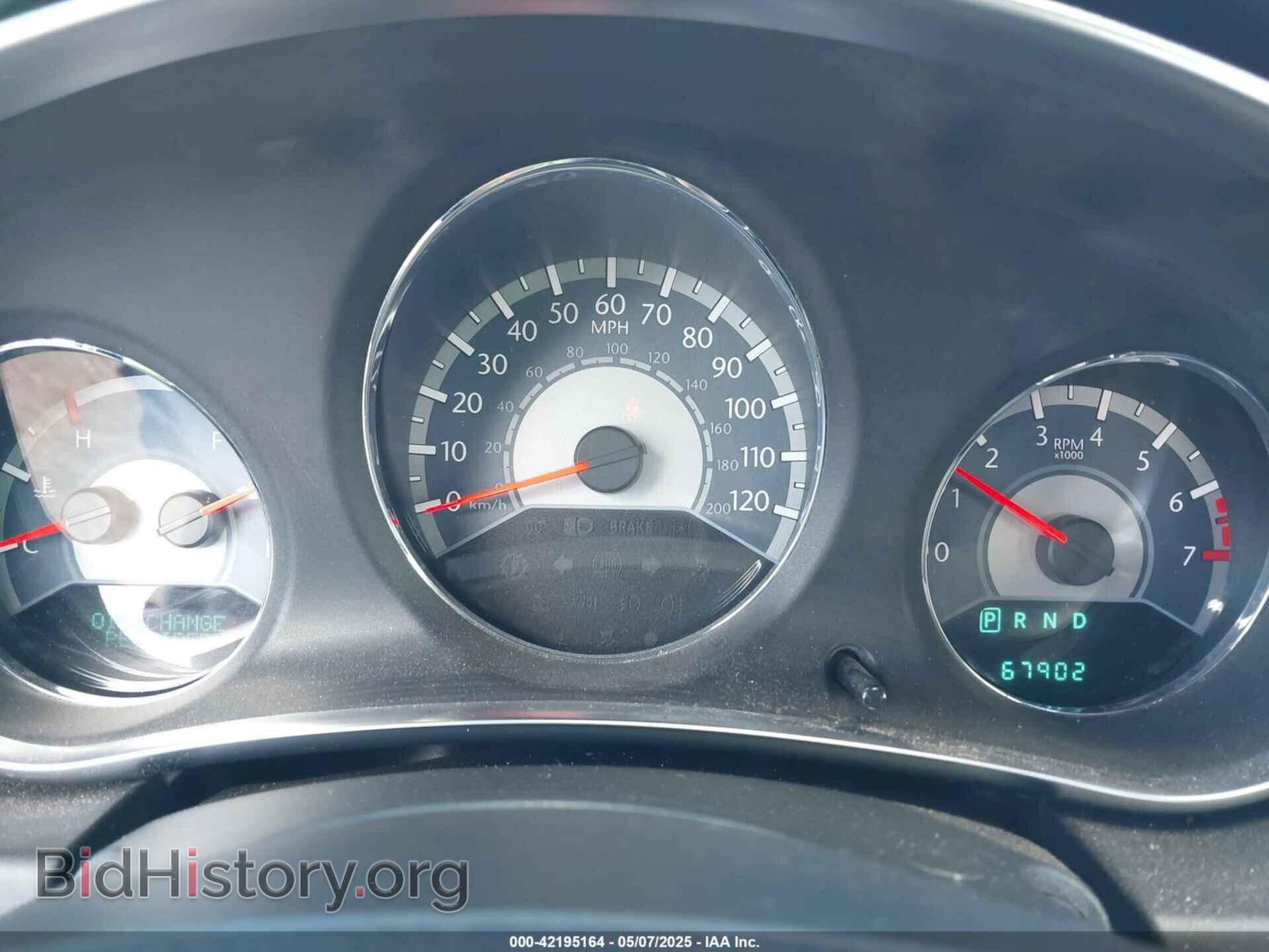 2011 CHRYSLER 200 - VIN: 1C3BC2FB8BN580435 - Фото 7