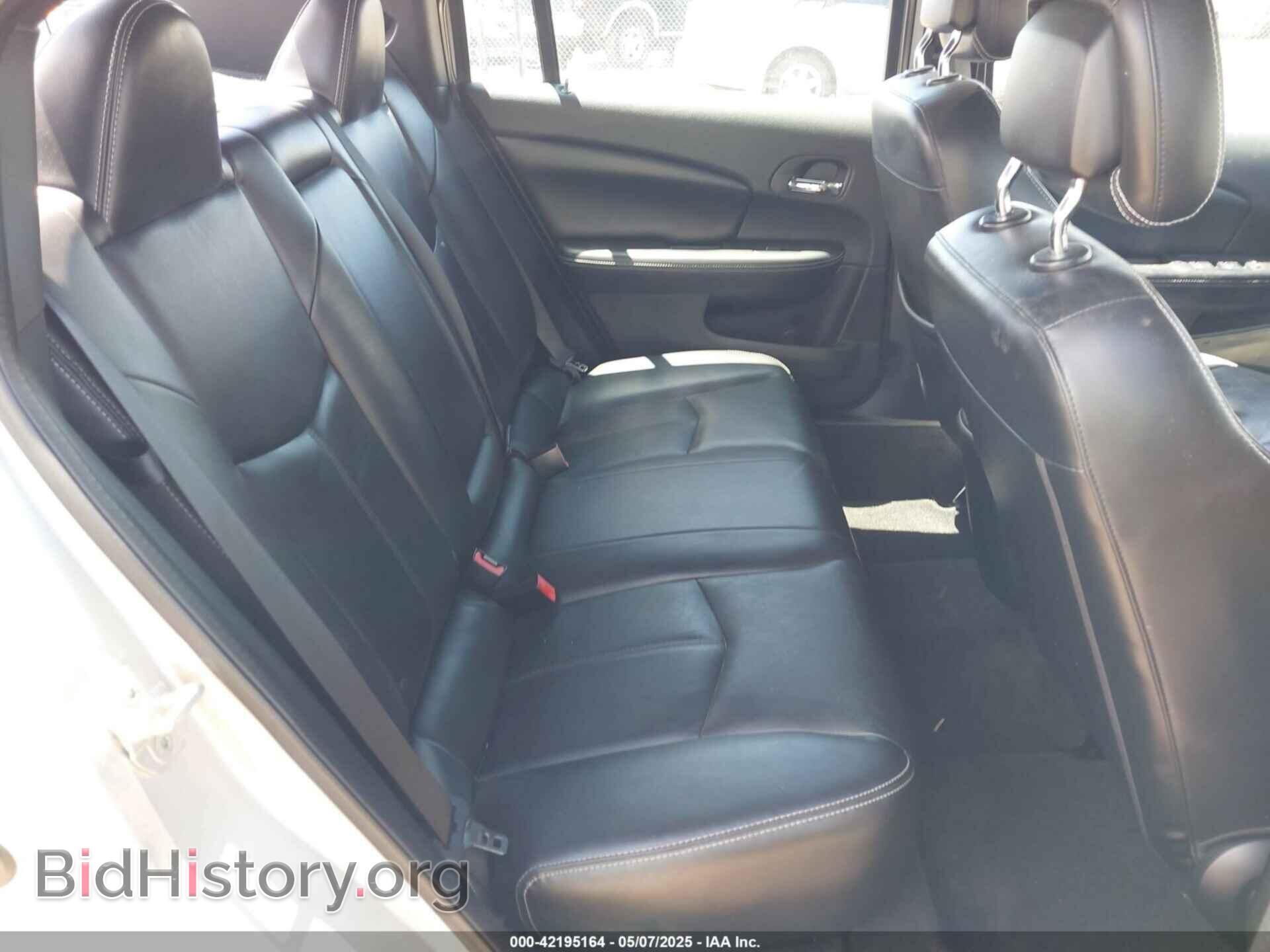 2011 CHRYSLER 200 - VIN: 1C3BC2FB8BN580435 - Фото 8