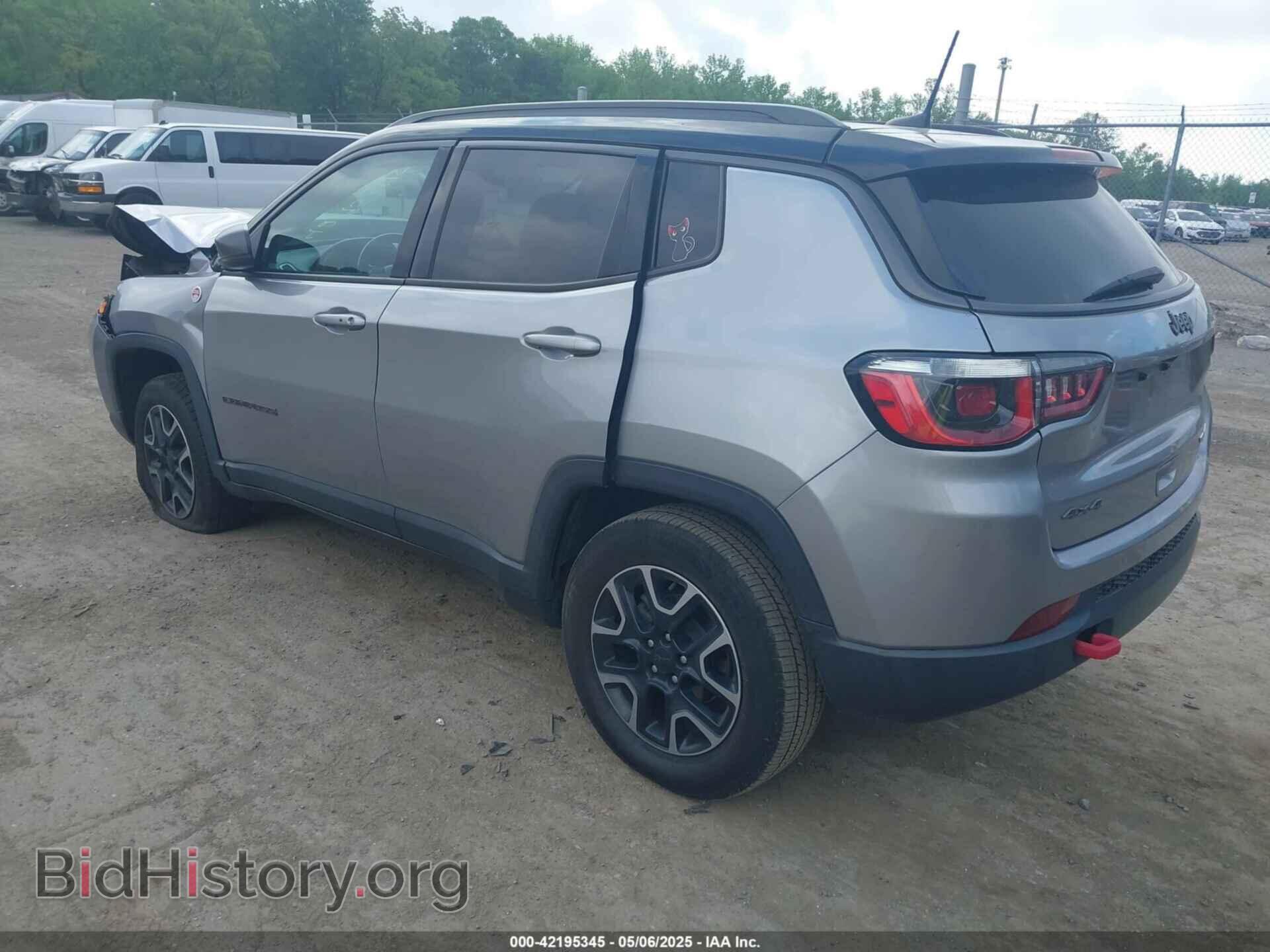 2019 JEEP COMPASS - VIN: 3C4NJDDB9KT739654 - Фото 3