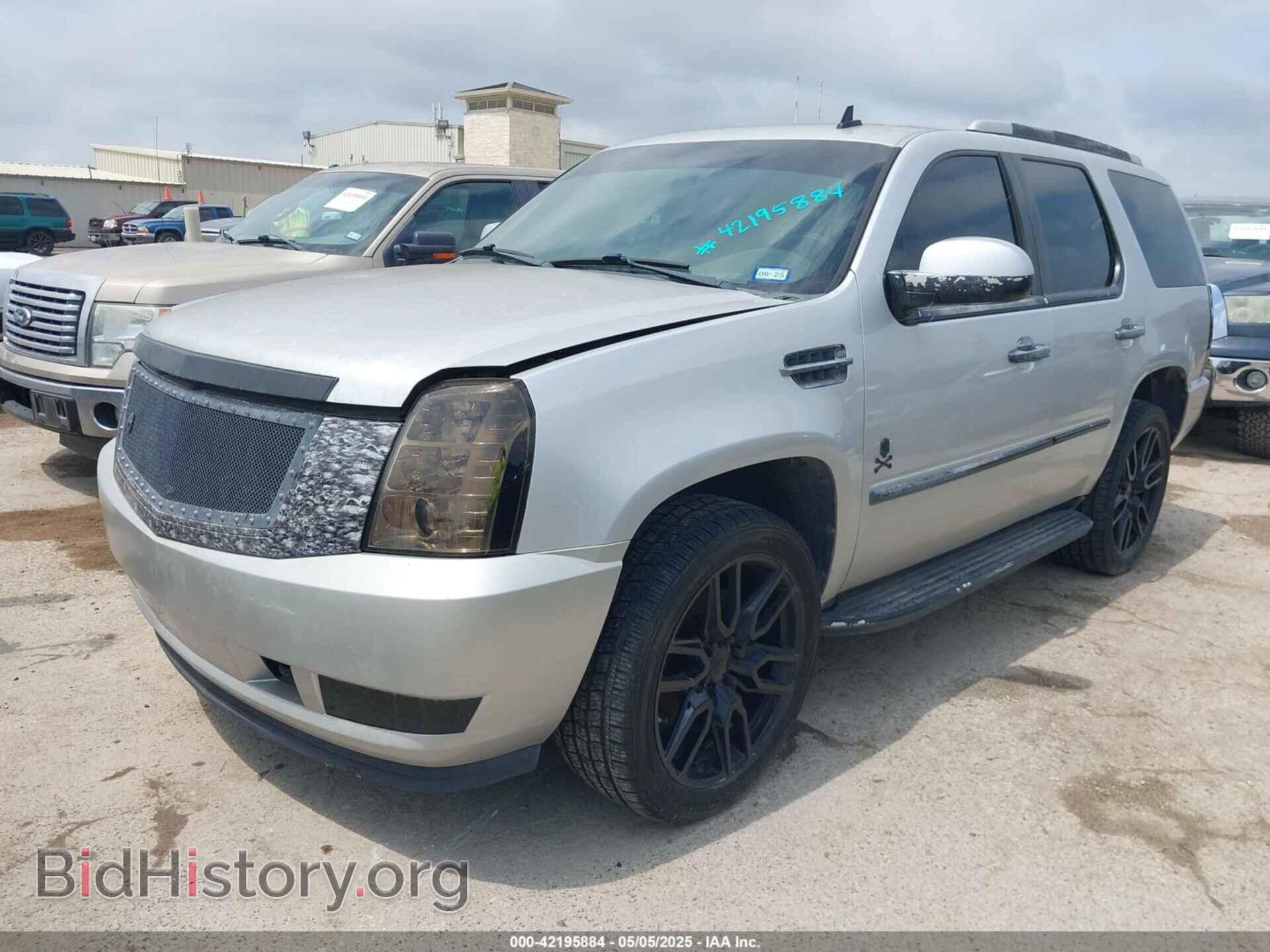 2011 CADILLAC ESCALADE - VIN: 1GYS4AEF5BR249757 - Фото 2