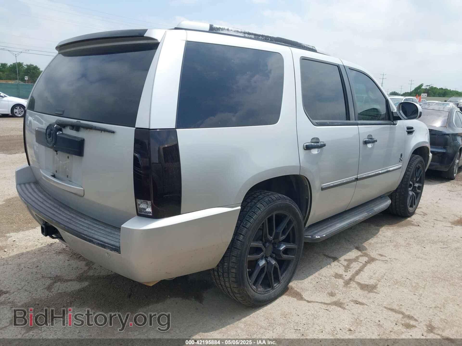 2011 CADILLAC ESCALADE - VIN: 1GYS4AEF5BR249757 - Фото 4