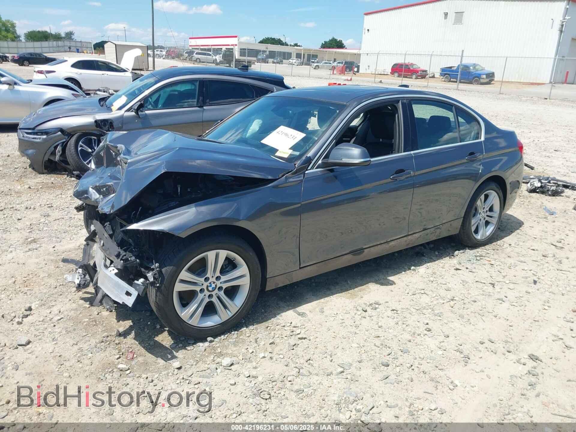 2018 BMW 330I - VIN: WBA8B9C55JK676715 - Фото 2
