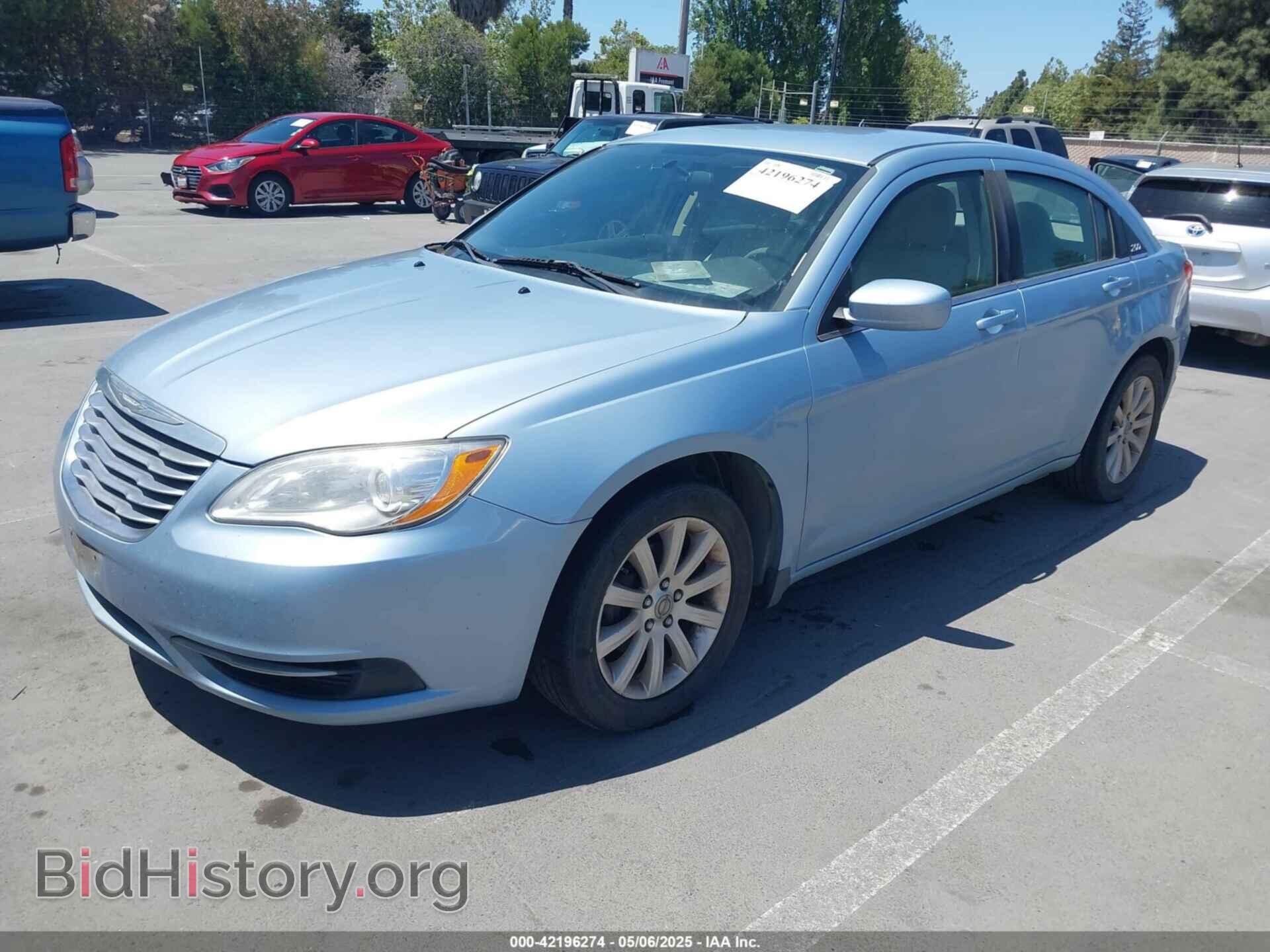 2013 CHRYSLER 200 - VIN: 1C3CCBBB4DN567372 - Photo 2