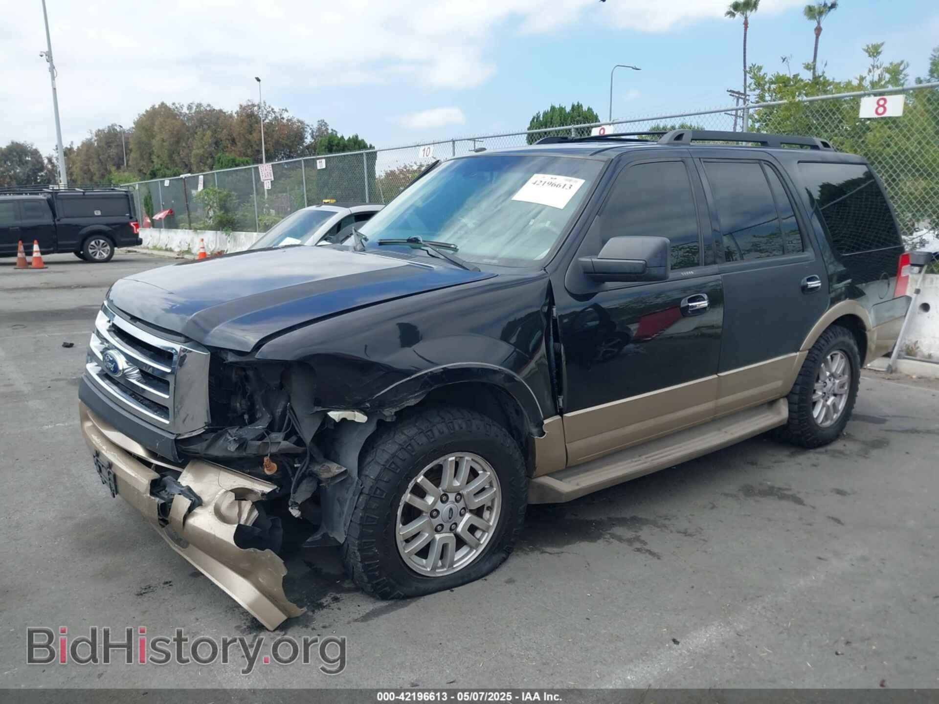 2013 FORD EXPEDITION - VIN: 1FMJU1H53DEF16906 - Фото 2