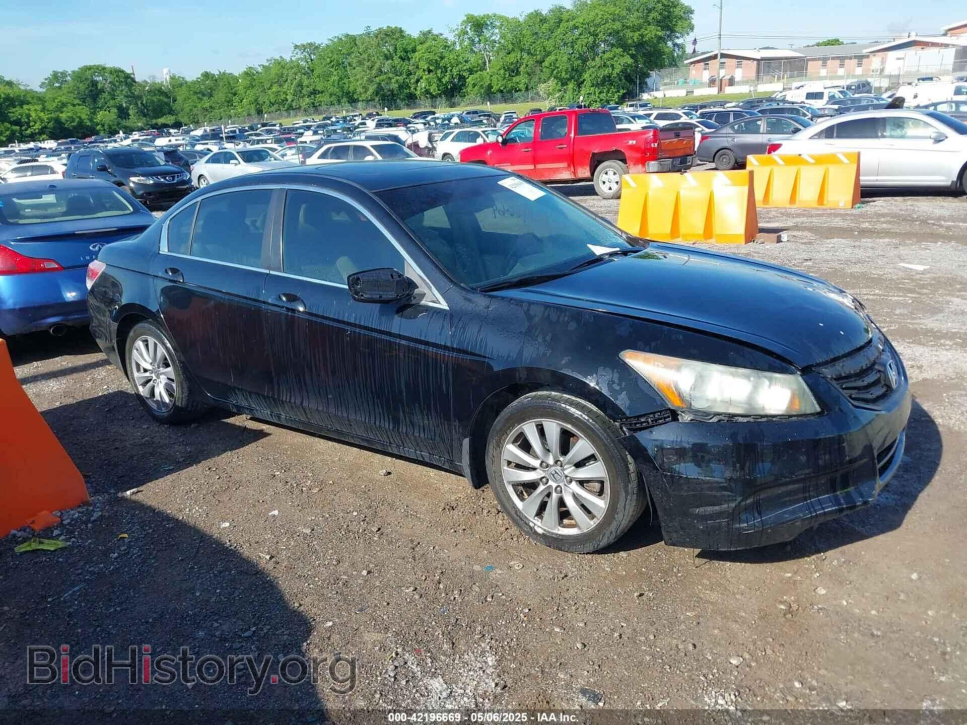 Photo 1HGCP2F87BA019841 - HONDA ACCORD 2011