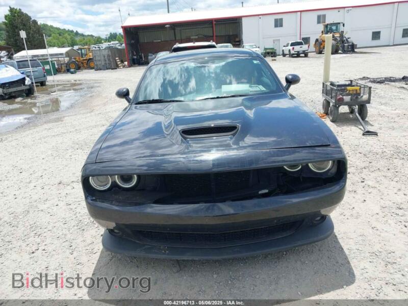 2019 Dodge CHALLENGER (VIN 2C3CDZJG7KH747793) — photo 12 of 16