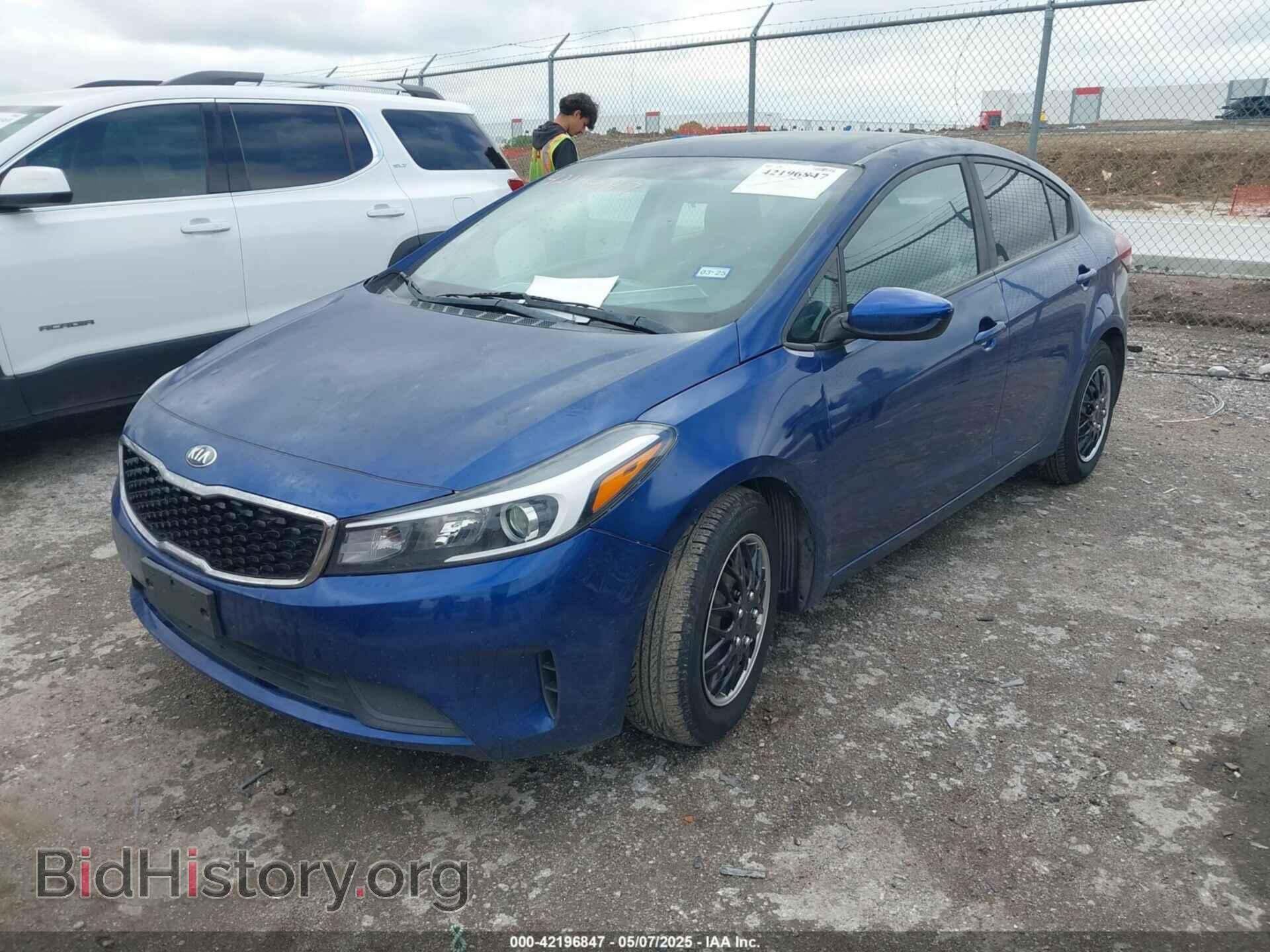 2017 KIA FORTE - VIN: 3KPFK4A72HE015982 - Фото 2