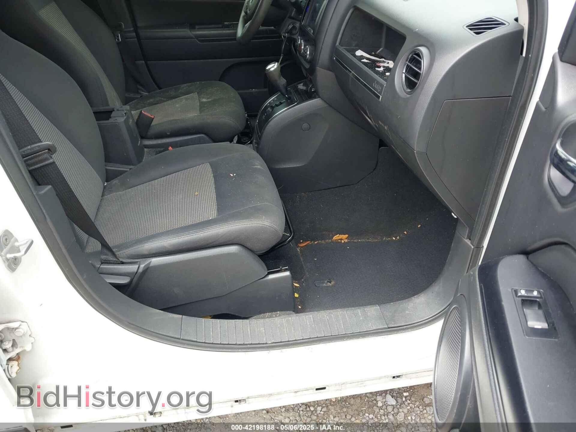 2012 JEEP COMPASS - VIN: 1C4NJCBA9CD627674 - Фото 8