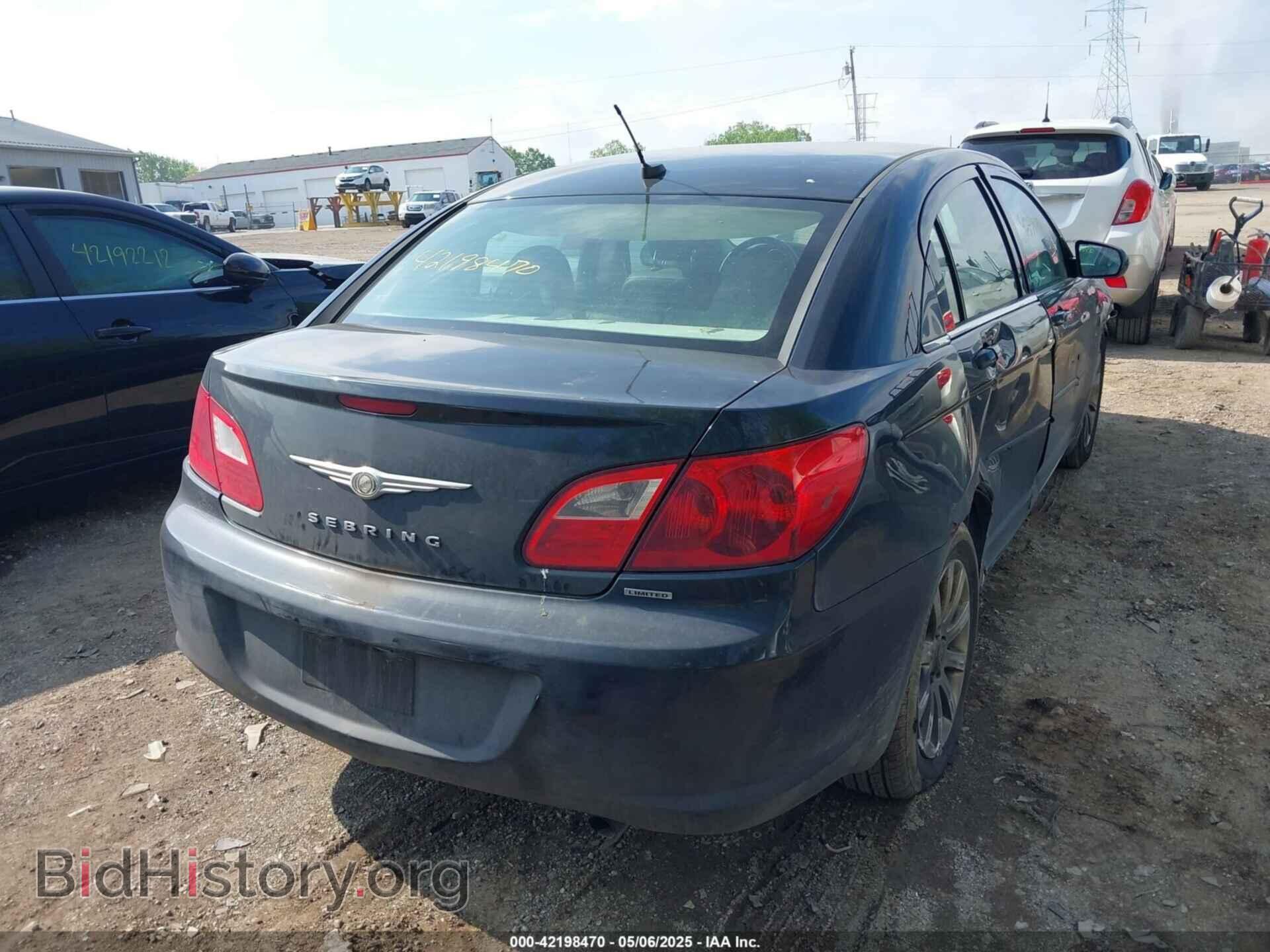 2010 CHRYSLER SEBRING - VIN: 1C3CC5FB6AN233867 - Фото 4