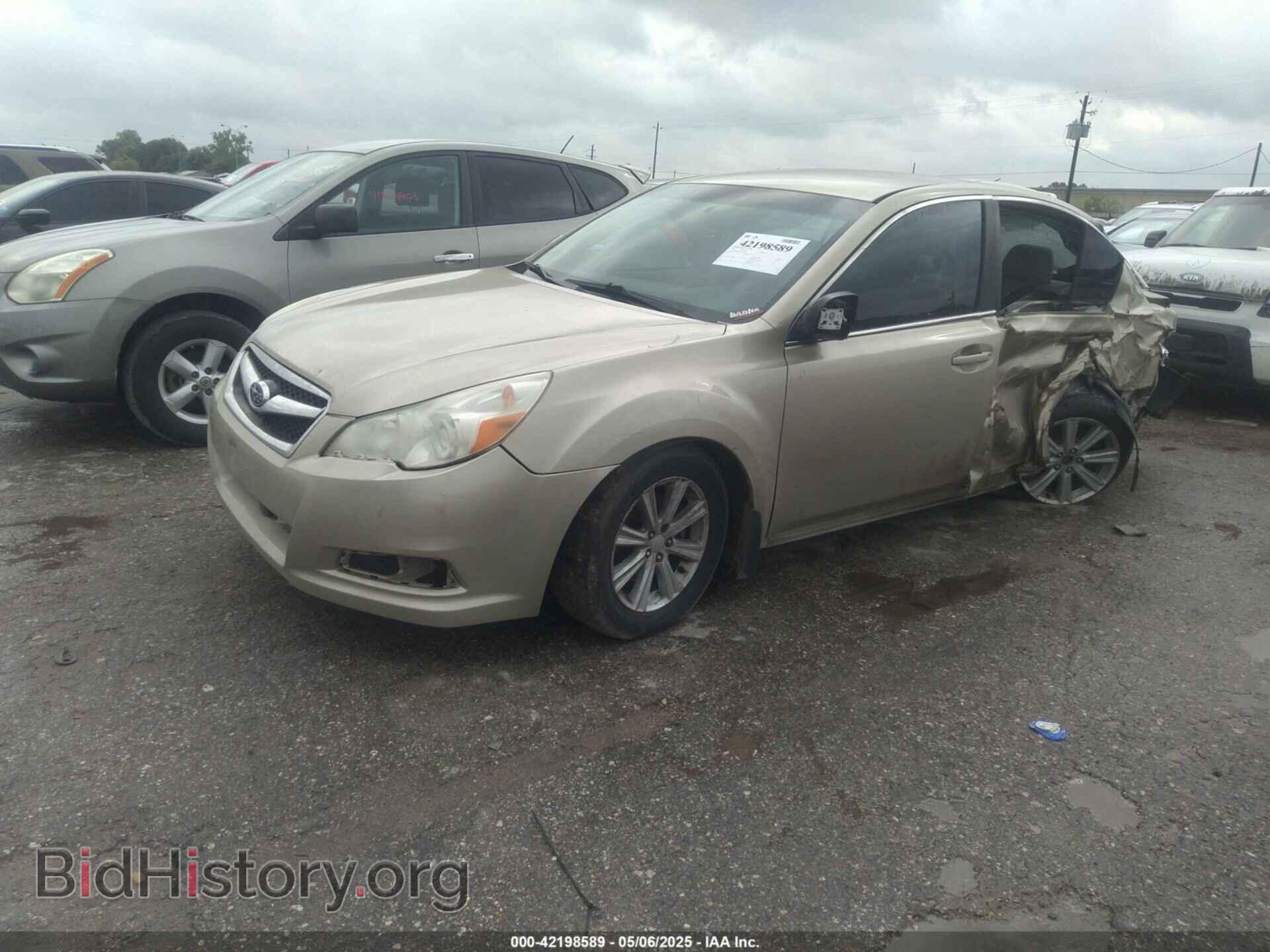 2010 SUBARU LEGACY - VIN: 4S3BMCB62A3210843 - Фото 2