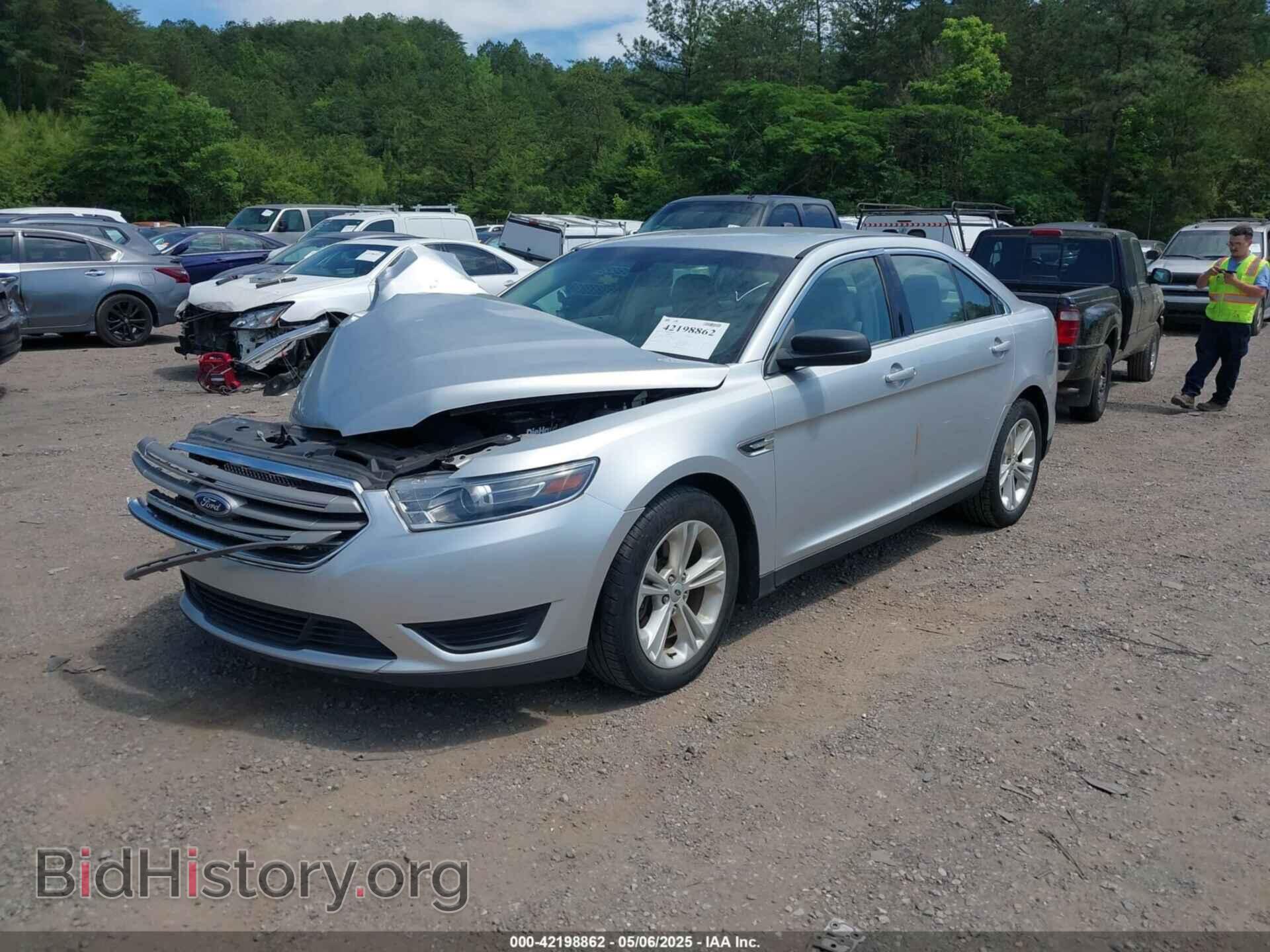 2017 FORD TAURUS - VIN: 1FAHP2D85HG113672 - Photo 2