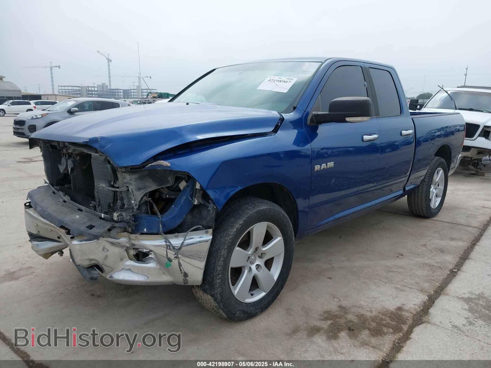 2010 DODGE RAM 1500 - VIN: 1D7RB1GP4AS214110 - Фото 2