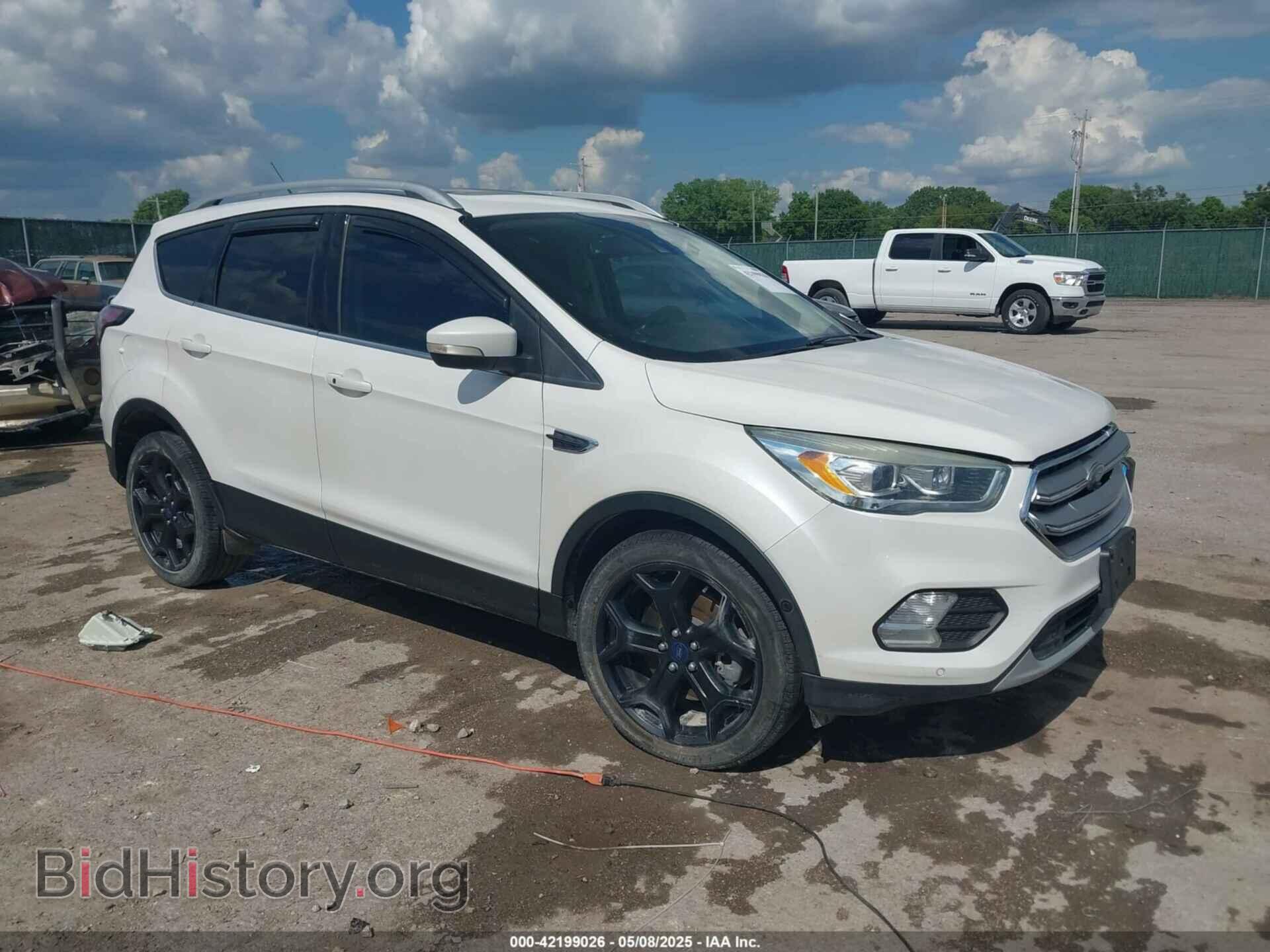 Фотография 1FMCU0J99HUB01830 - FORD ESCAPE 2017