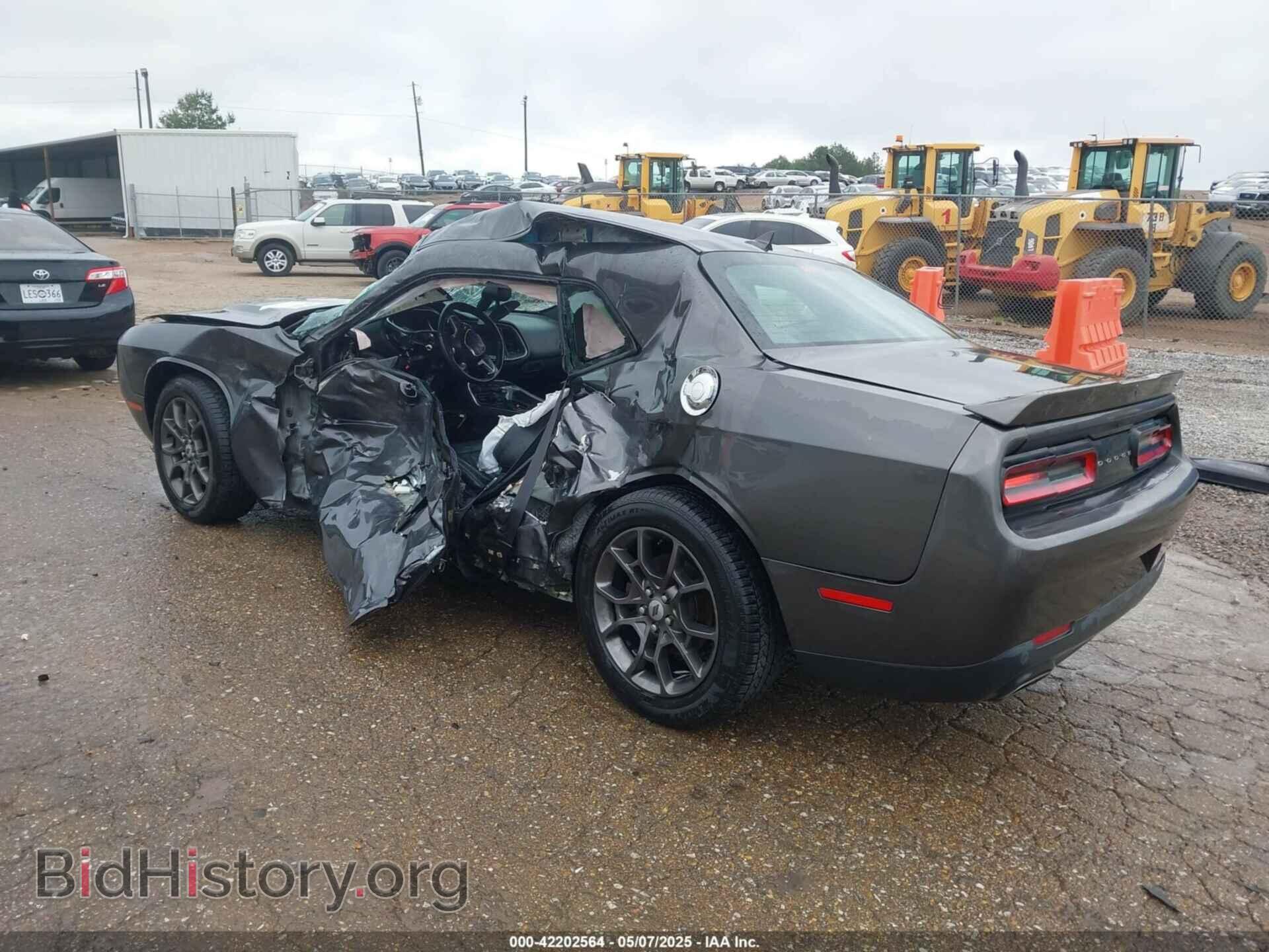 2018 DODGE CHALLENGER - VIN: 2C3CDZGG3JH257471 - Фото 3
