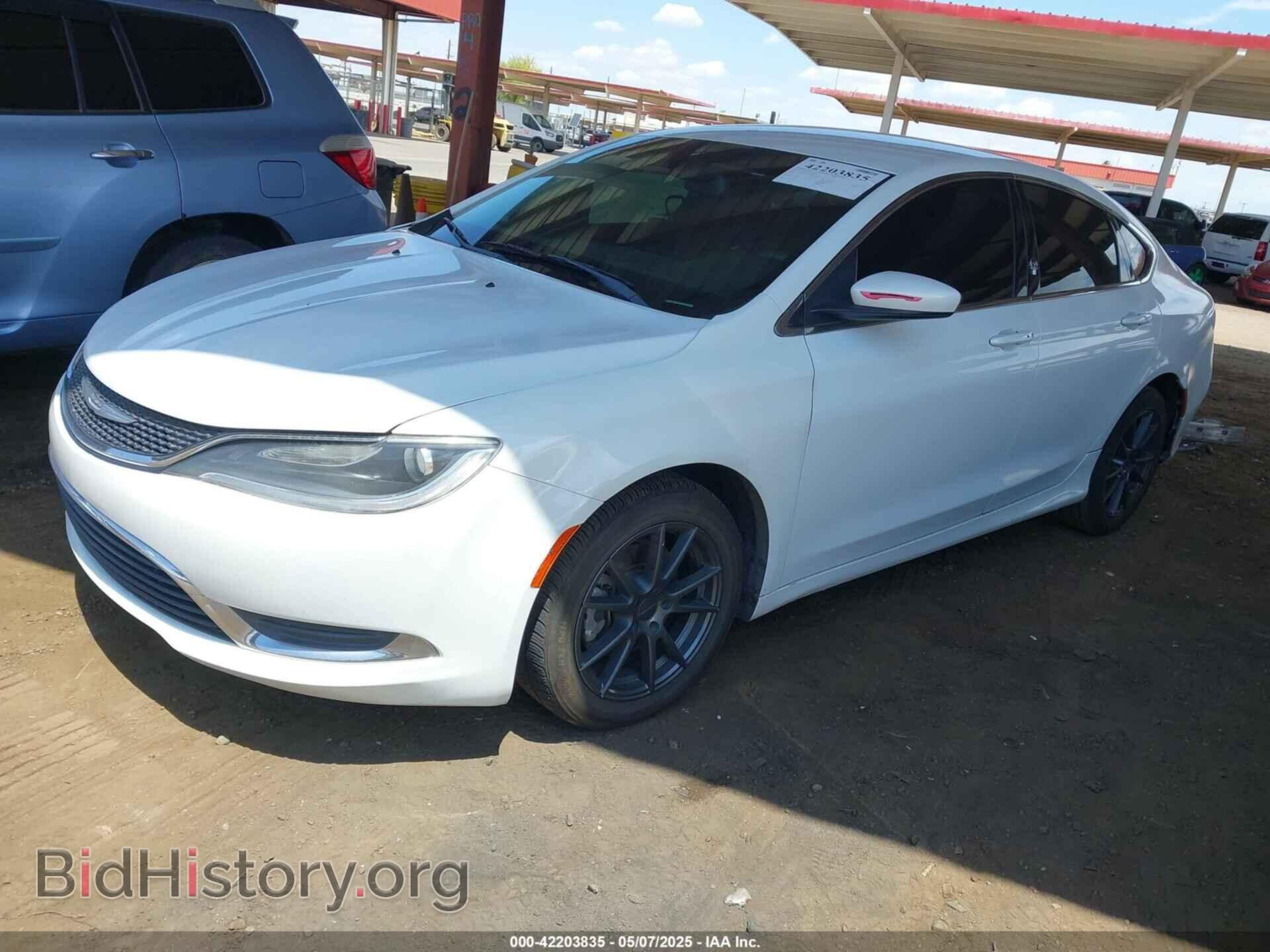 2015 CHRYSLER 200 - VIN: 1C3CCCAB1FN586584 - Фото 2