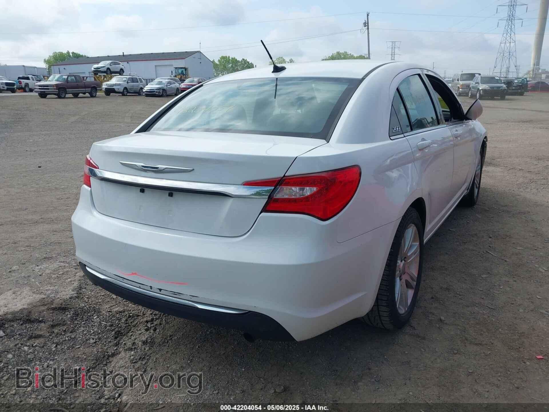 2012 CHRYSLER 200 - VIN: 1C3CCBBB8CN299280 - Фото 4