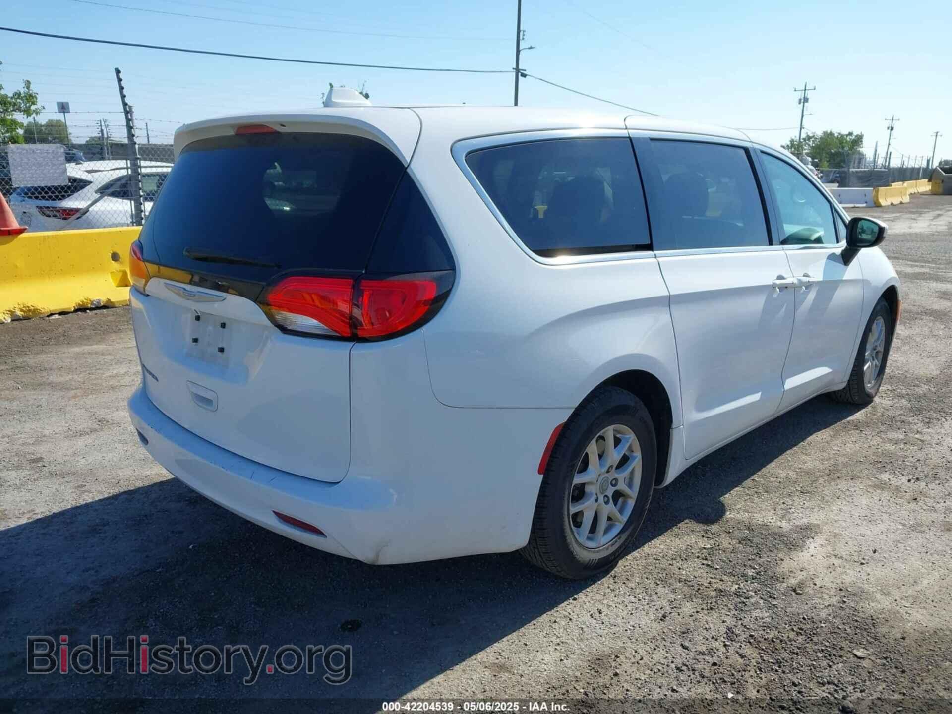 2017 CHRYSLER PACIFICA - VIN: 2C4RC1DG1HR840480 - Photo 4