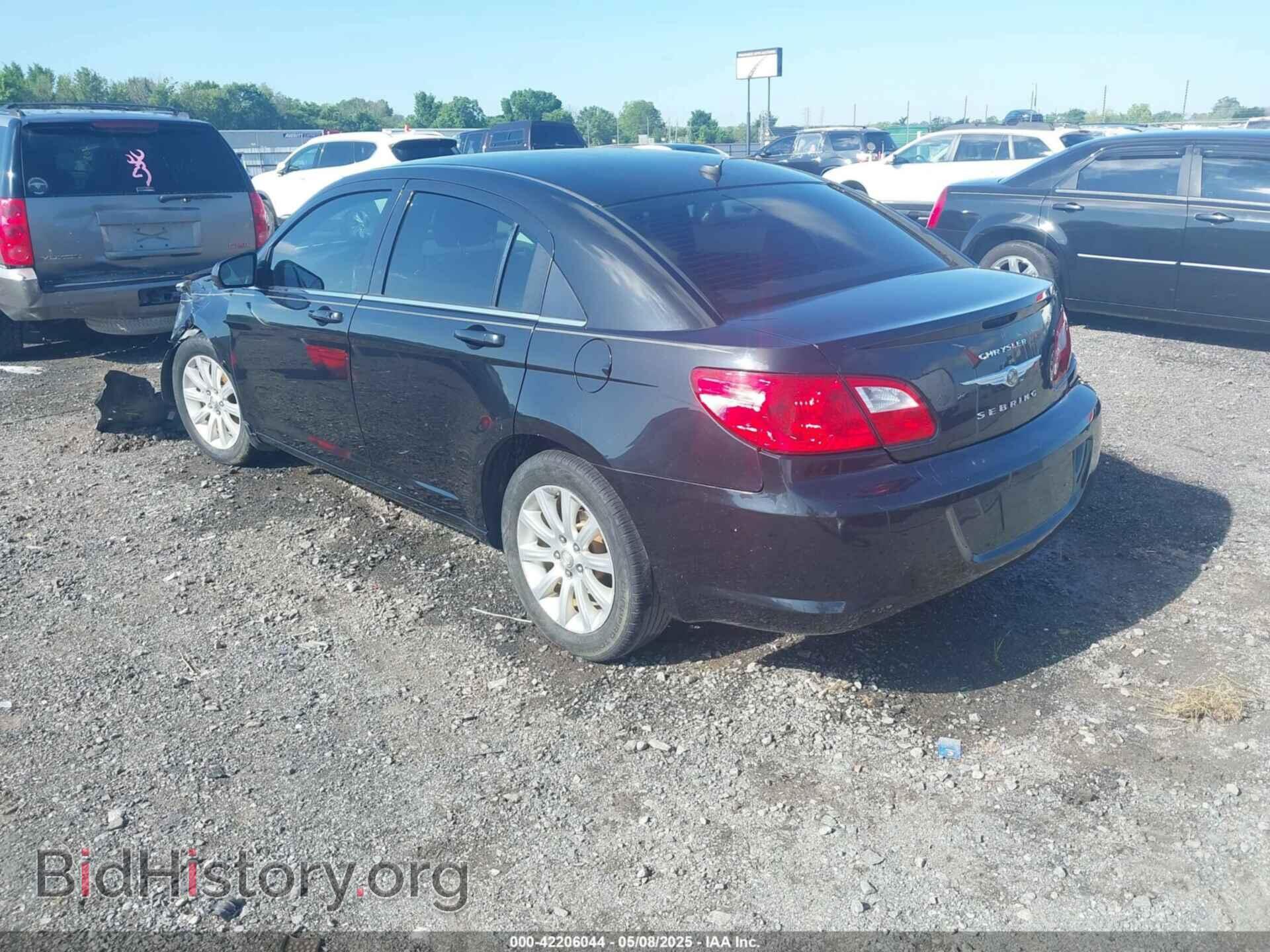 2010 CHRYSLER SEBRING - VIN: 1C3CC5FB9AN158839 - Фото 3