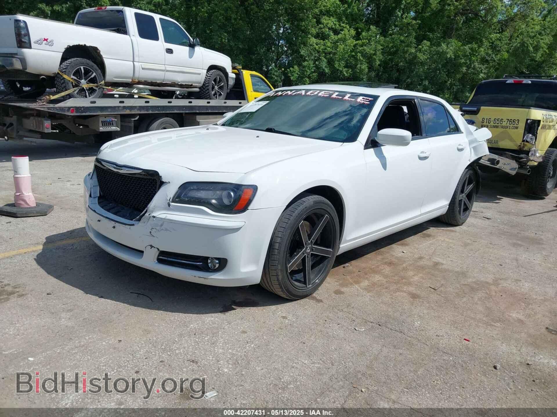 2014 CHRYSLER 300 - VIN: 2C3CCAGG4EH297391 - Фото 2