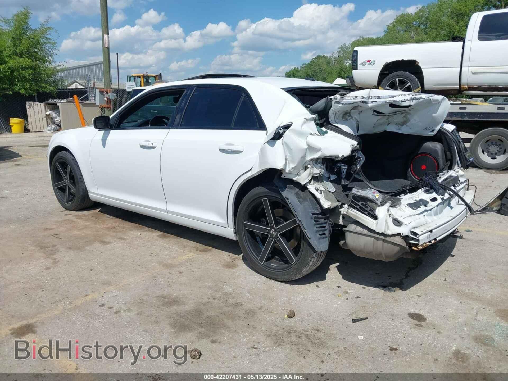 2014 CHRYSLER 300 - VIN: 2C3CCAGG4EH297391 - Фото 3