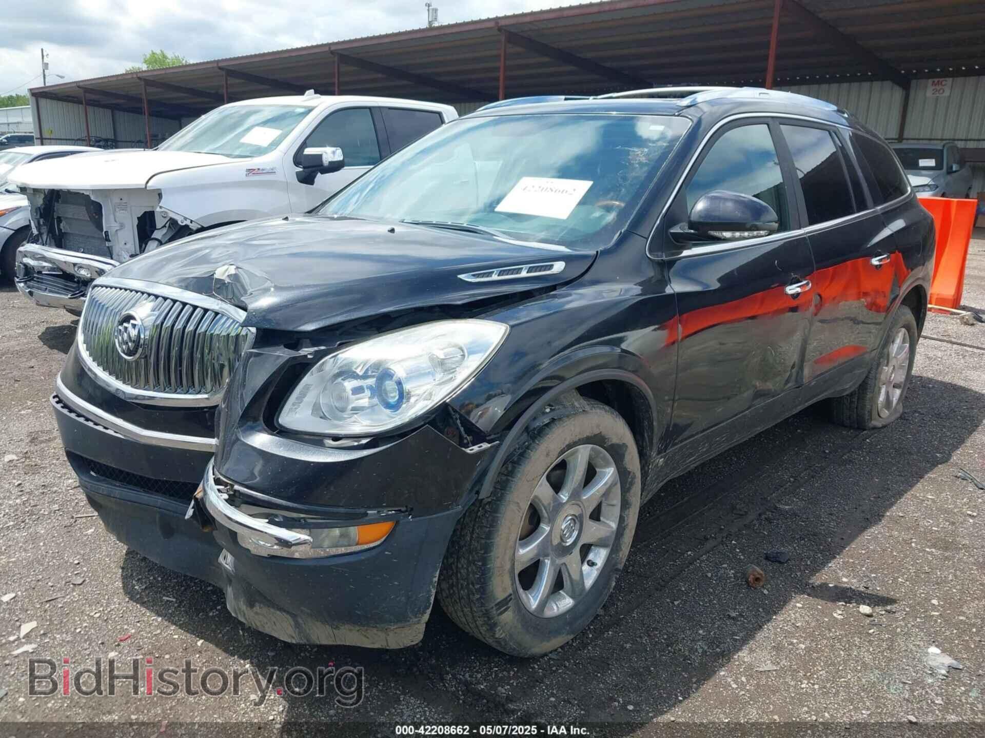 2008 BUICK ENCLAVE - VIN: 5GAEV23768J261040 - Фото 2
