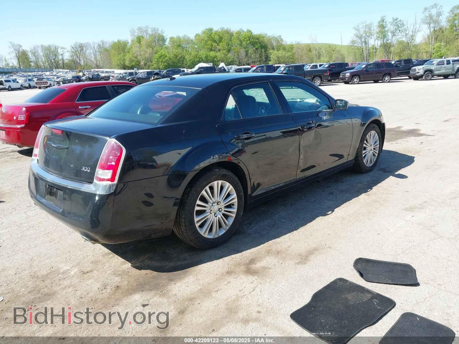 2013 CHRYSLER 300 - VIN: 2C3CCARG6DH733301 - Фото 4