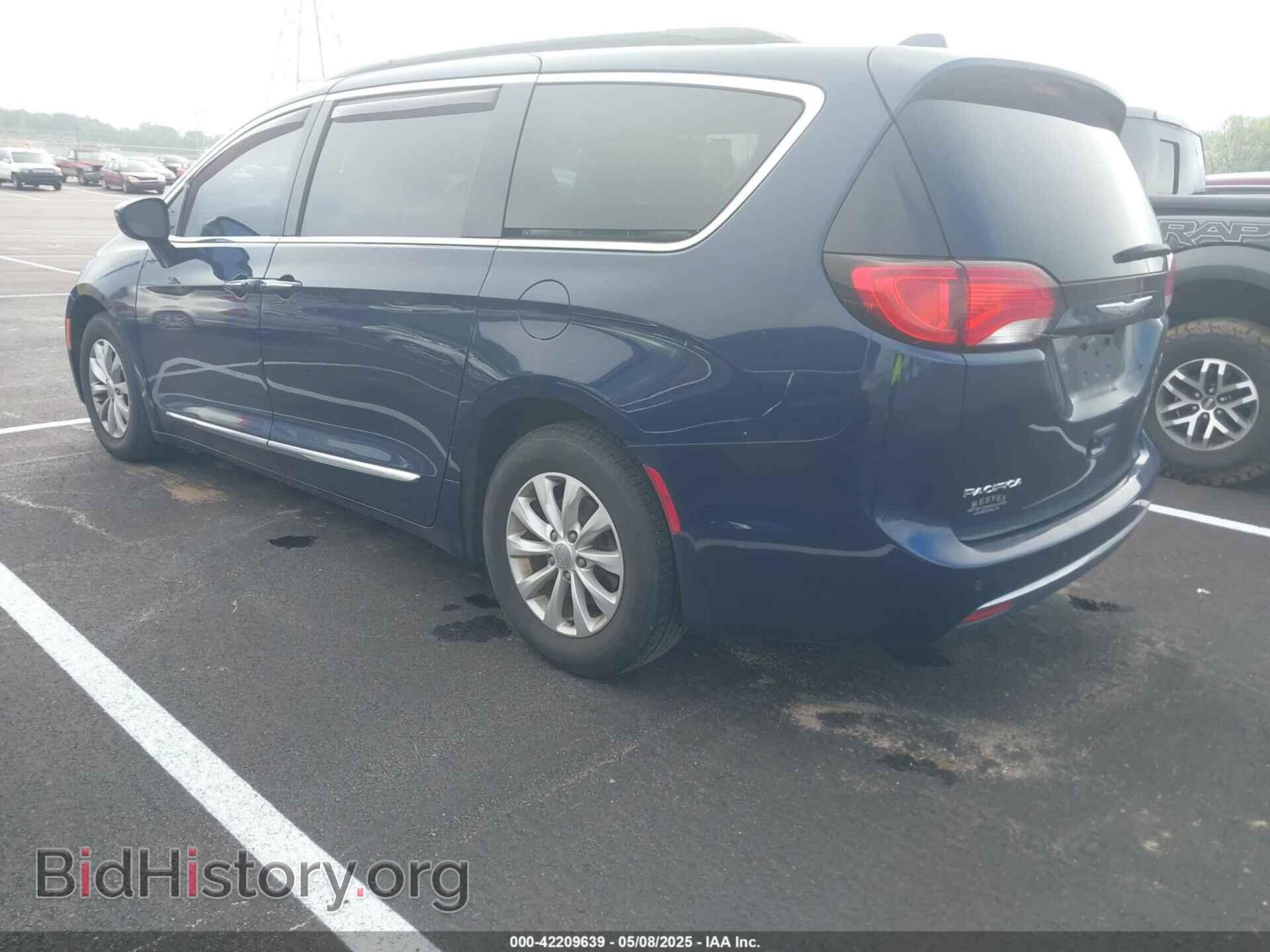 2017 CHRYSLER PACIFICA - VIN: 2C4RC1BG3HR576875 - Photo 3
