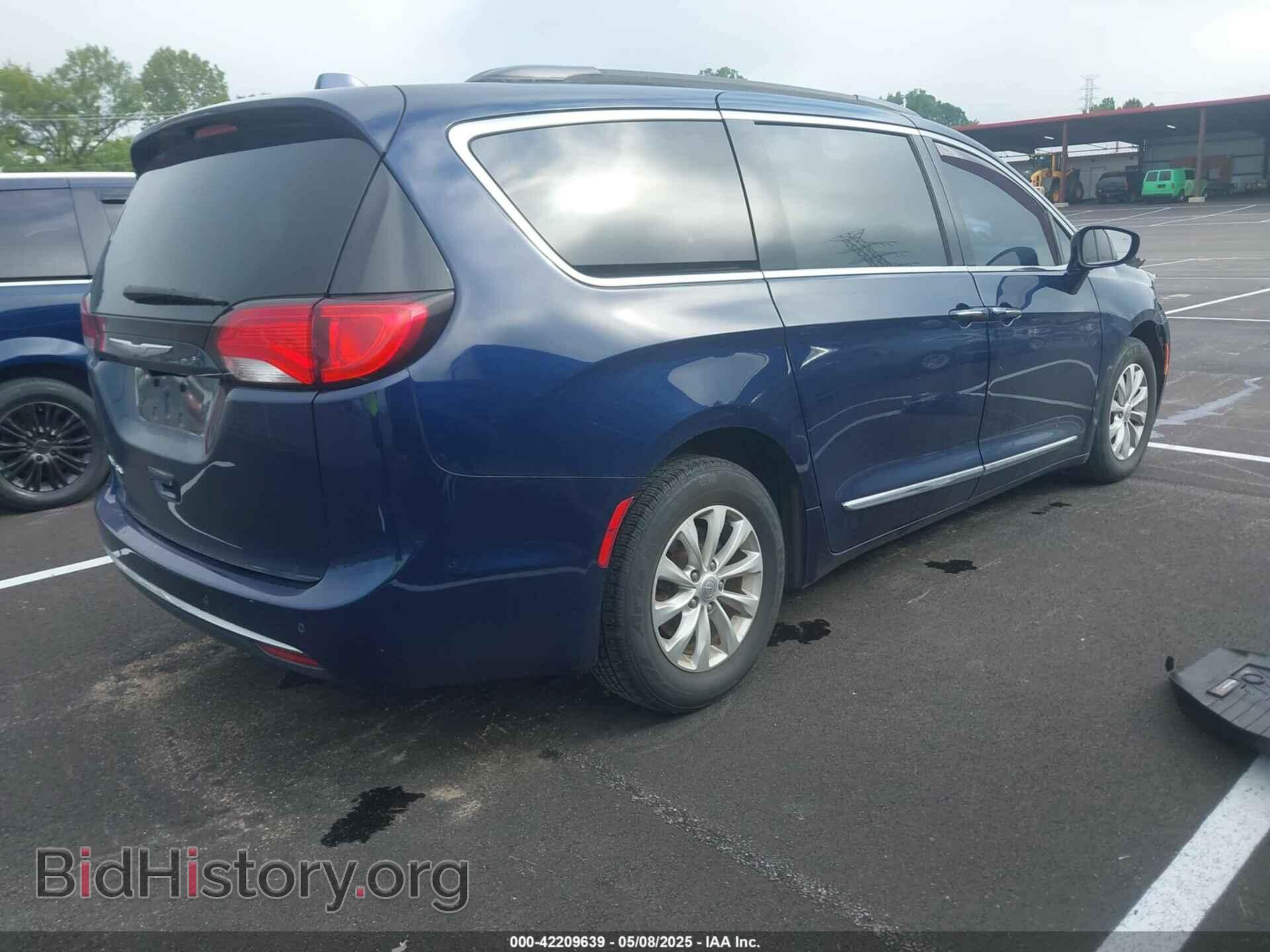 2017 CHRYSLER PACIFICA - VIN: 2C4RC1BG3HR576875 - Photo 4